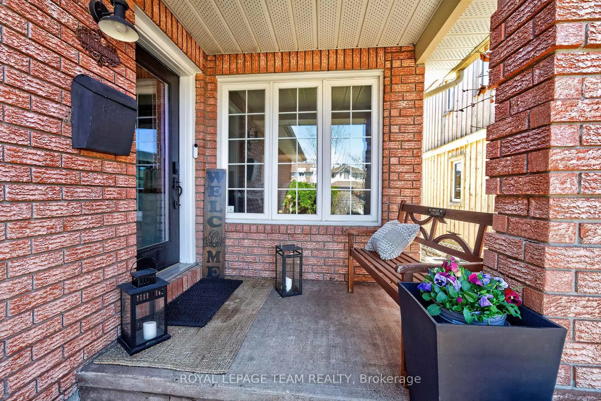 Photo 4 of 151 Equestrian Drive, Ottawa, Kanata - Bridlewood — HOMEH
