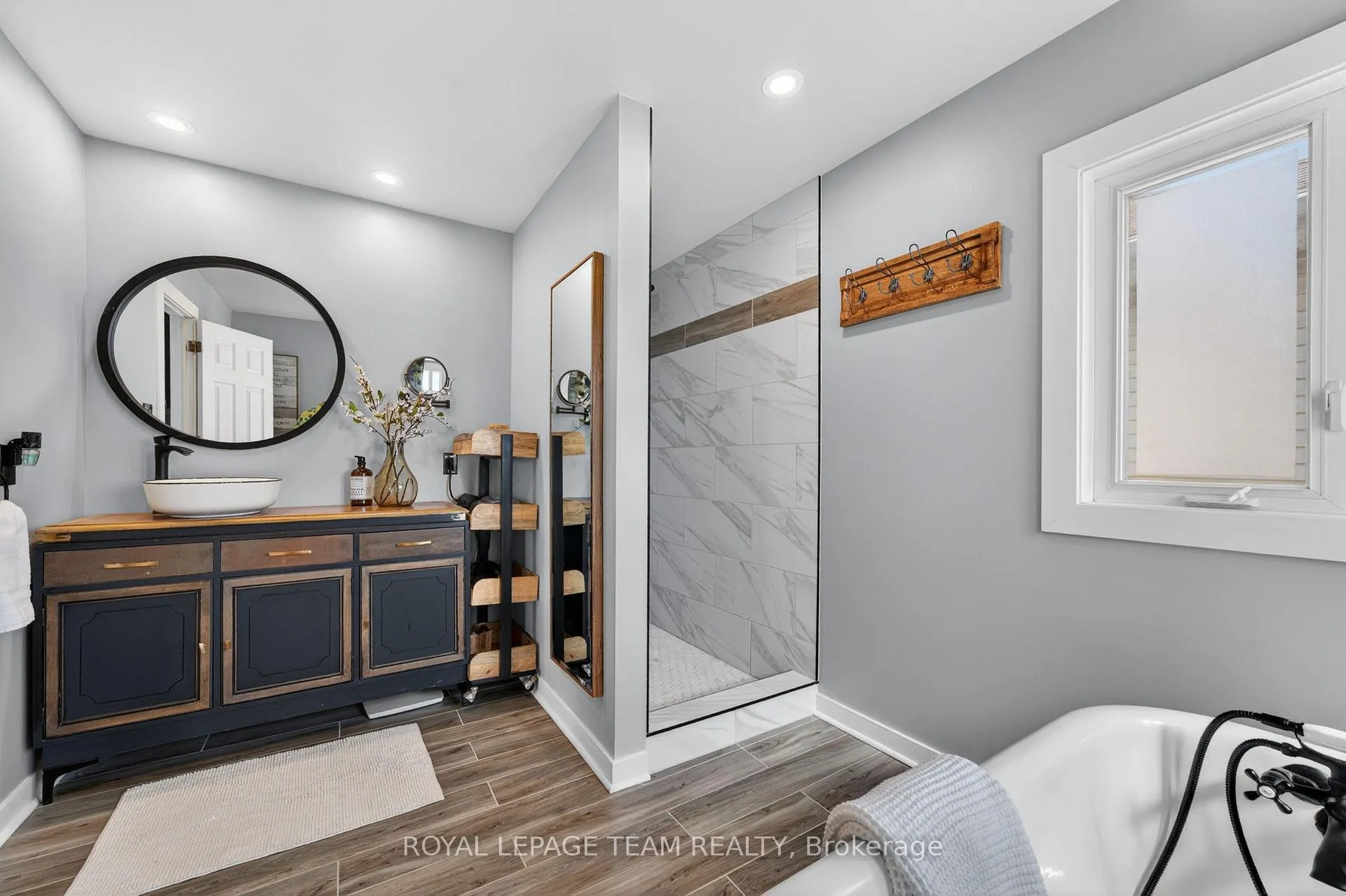 Photo 32 of 151 Equestrian Drive, Ottawa, Kanata - Bridlewood — HOMEH