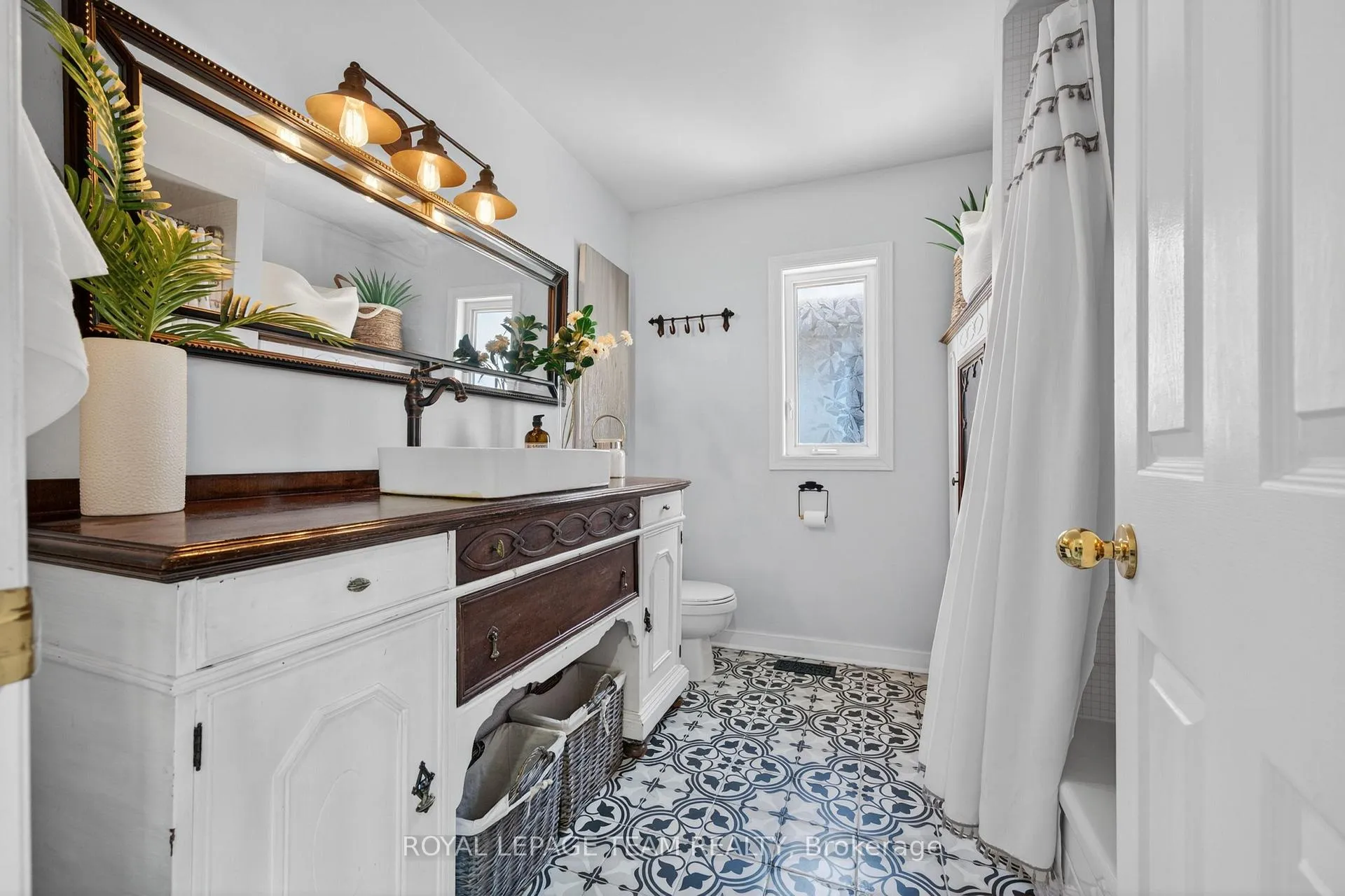 Photo 38 of 151 Equestrian Drive, Ottawa, Kanata - Bridlewood — HOMEH
