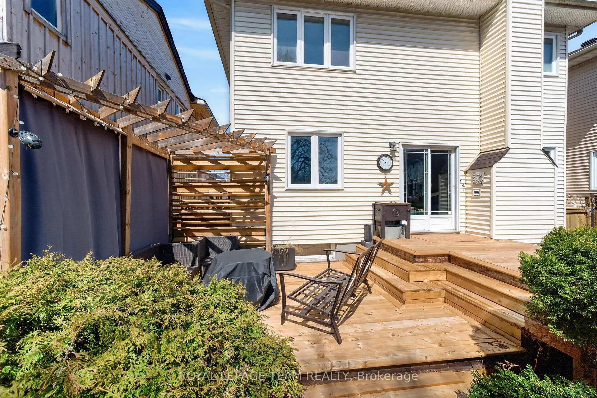 Photo 43 of 151 Equestrian Drive, Ottawa, Kanata - Bridlewood — HOMEH