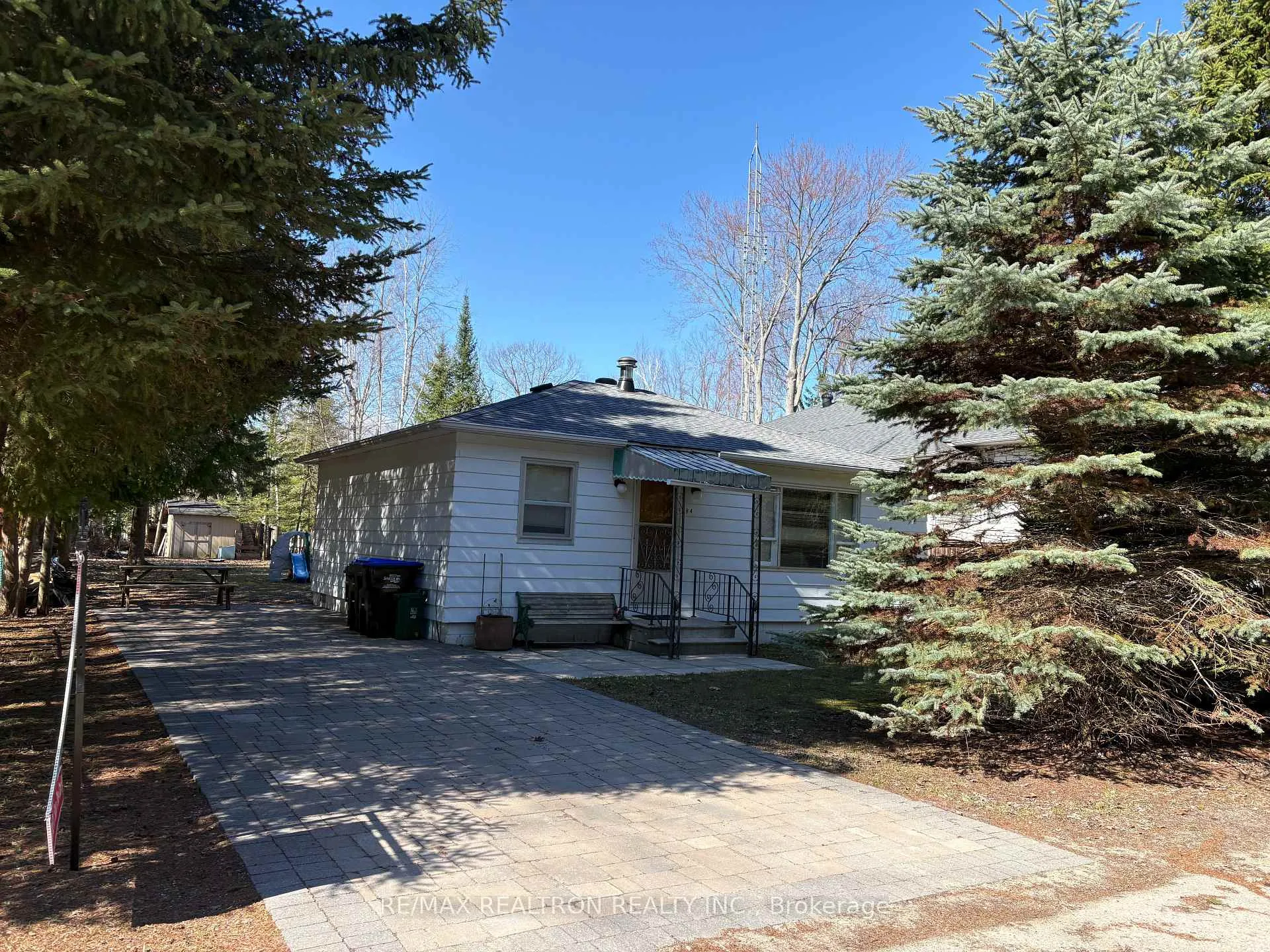 Front of 84 34TH Street North