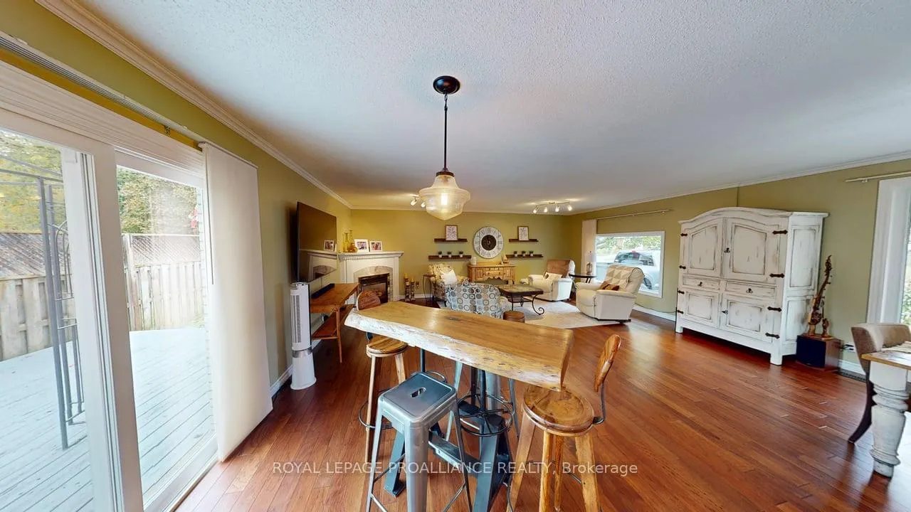 Photo 6 of 11 Stavebank Road, Belleville, Belleville Ward — HOMEH