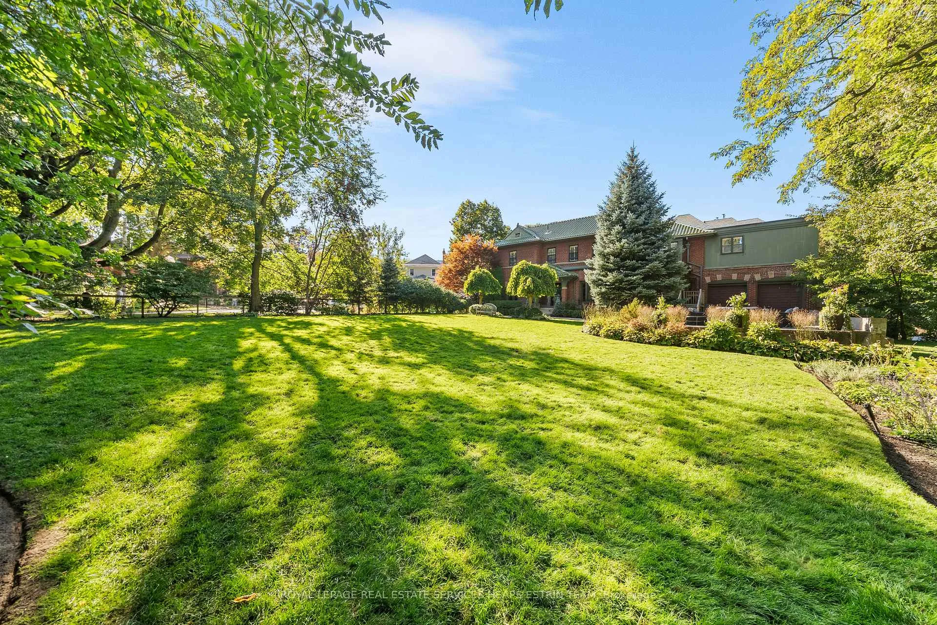 Photo 5 of 133 & 135 Hudson Drive, Toronto, Rosedale-Moore Park — HOMEH