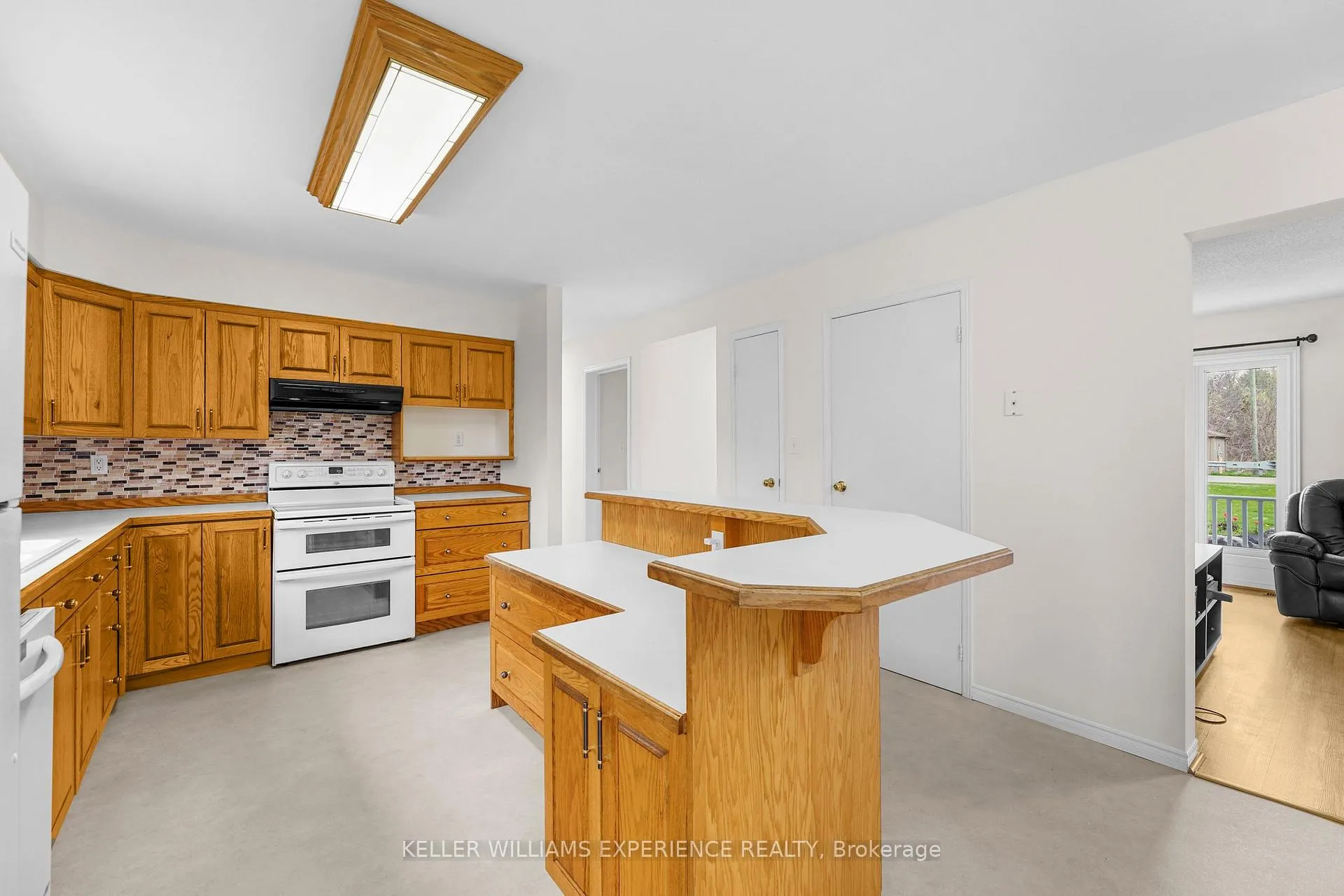 Photo 10 of 190 Centre Street, Essa, Angus — HOMEH