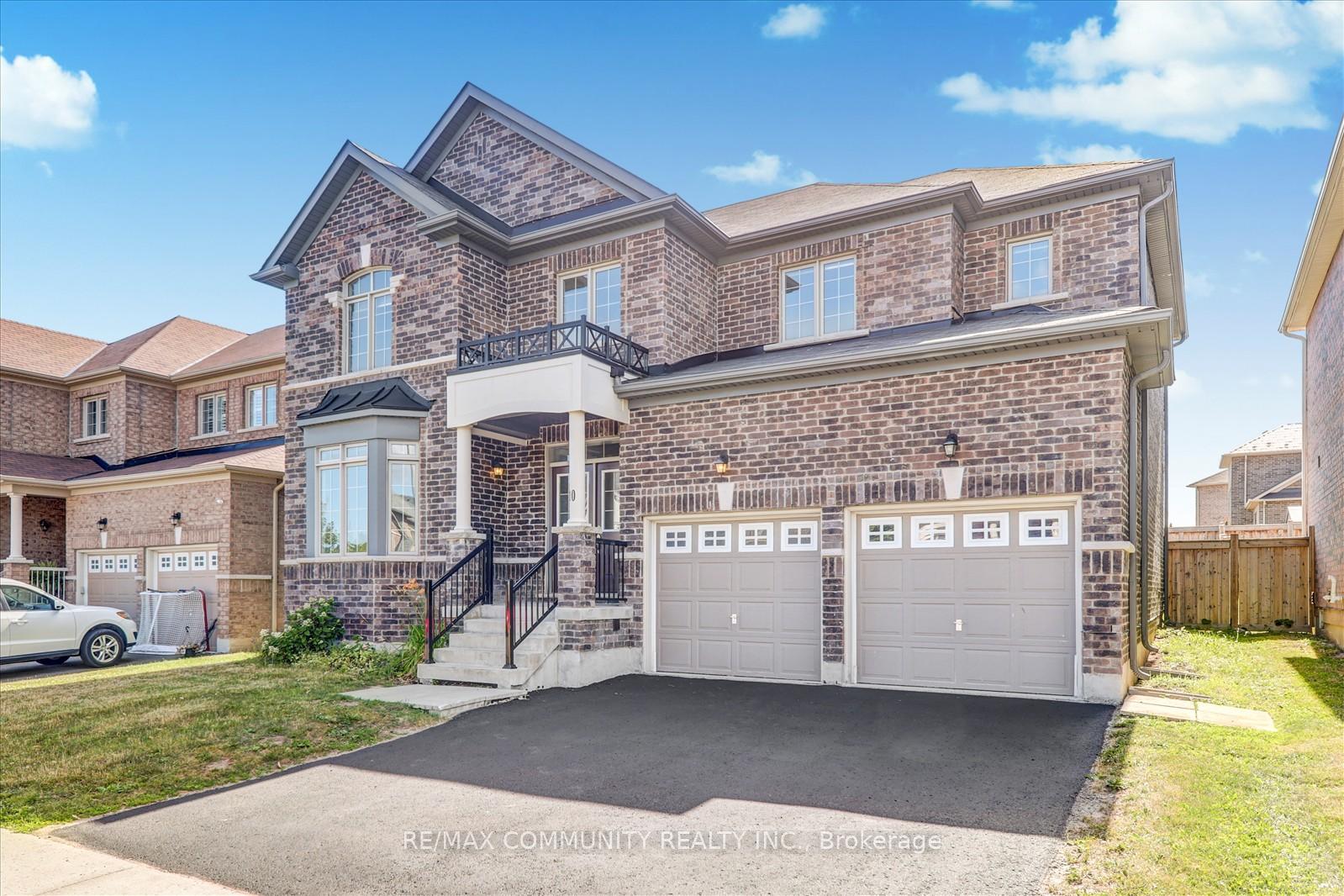 Photo 1 of 10 Whitehand Drive, Clarington, Newcastle — HOMEH