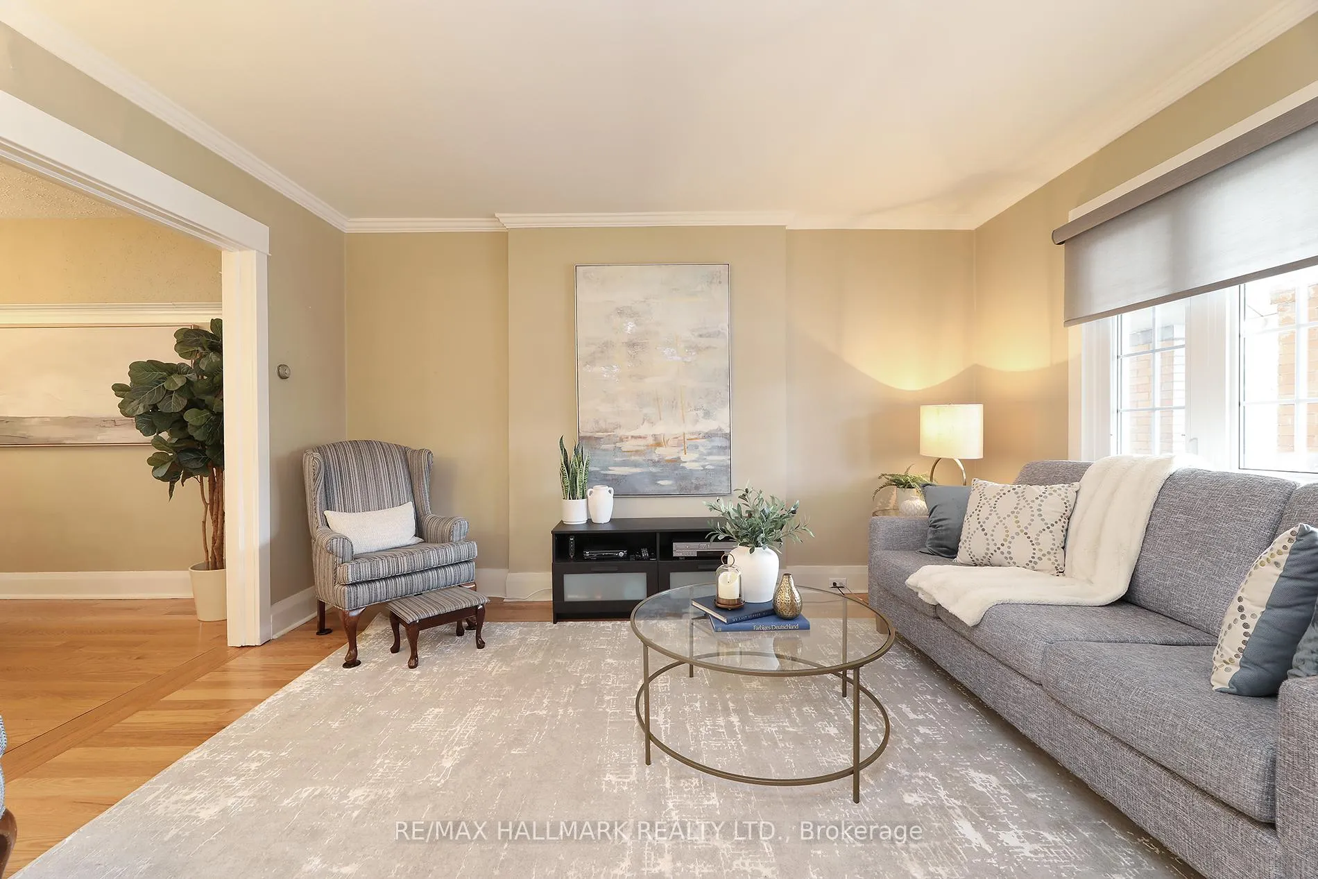 Photo 6 of 274 Wolverleigh Boulevard, Toronto, Danforth — HOMEH