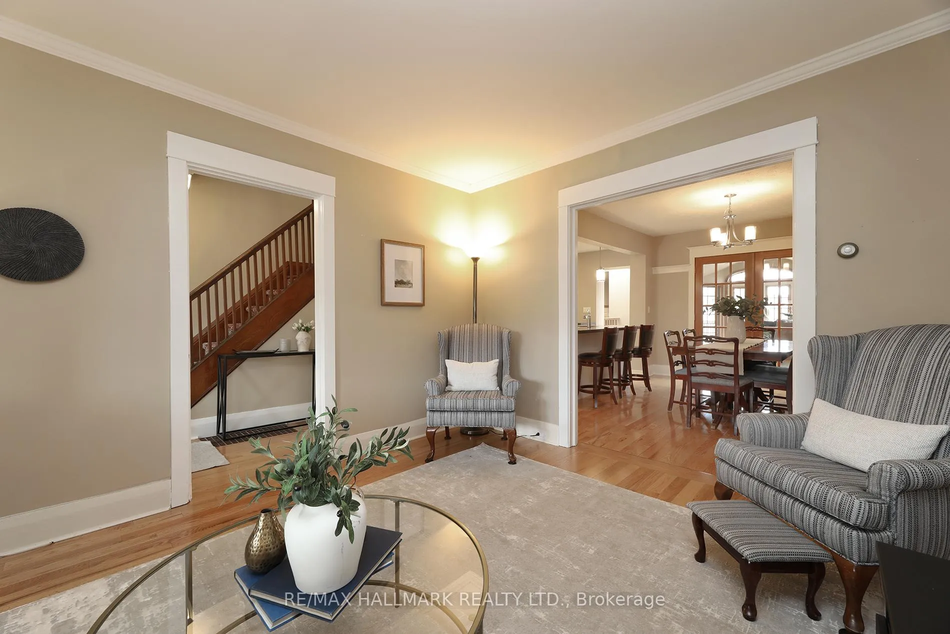 Photo 8 of 274 Wolverleigh Boulevard, Toronto, Danforth — HOMEH