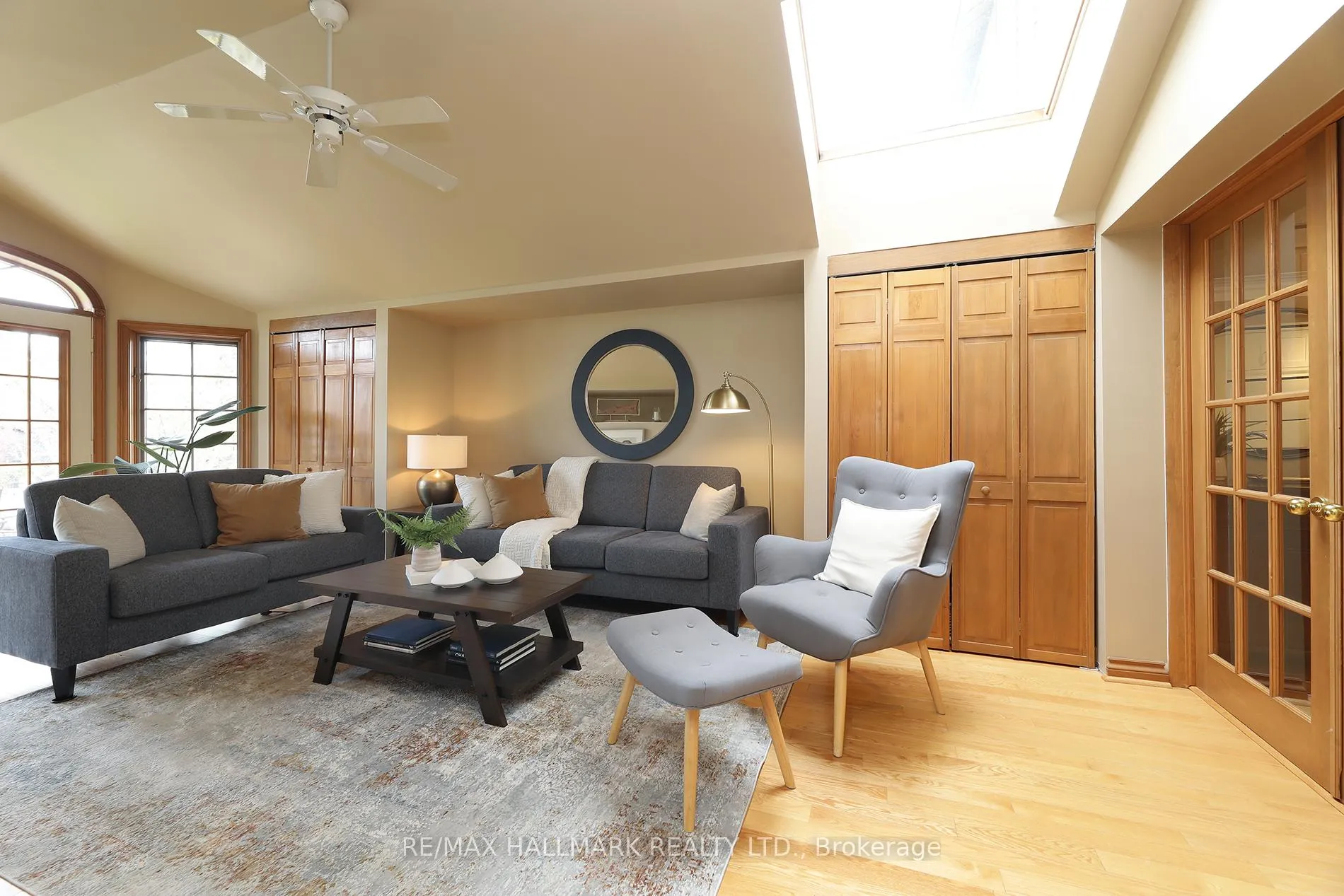 Photo 13 of 274 Wolverleigh Boulevard, Toronto, Danforth — HOMEH