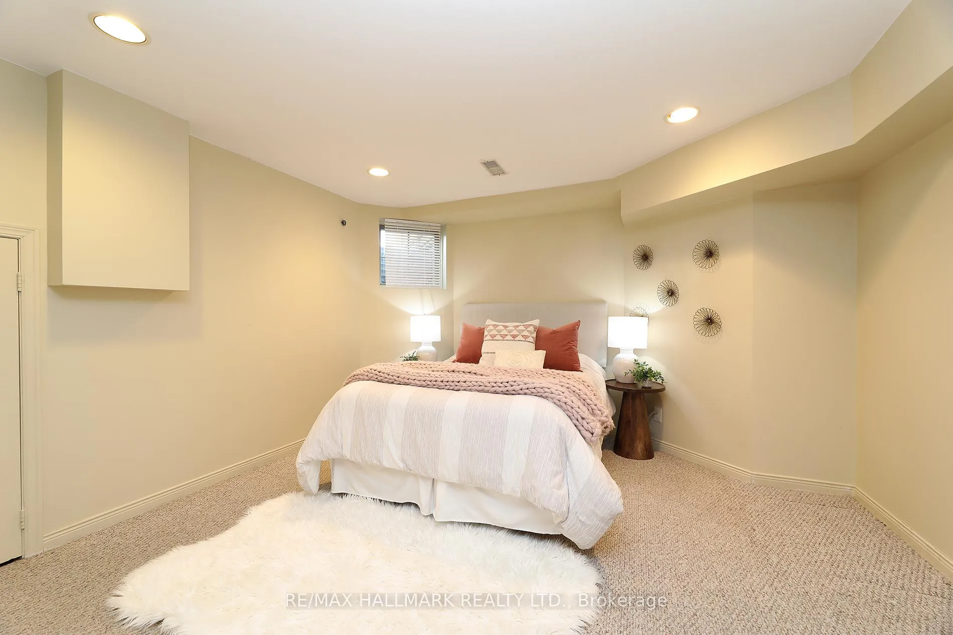 Photo 17 of 274 Wolverleigh Boulevard, Toronto, Danforth — HOMEH