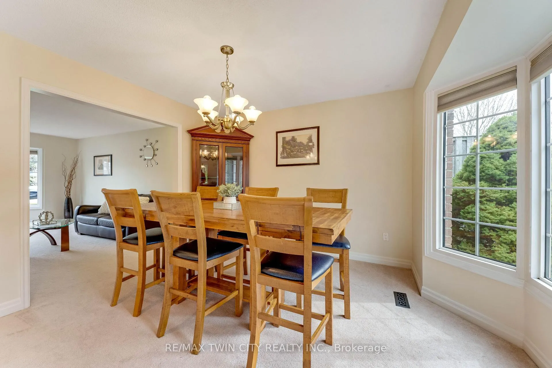 Photo 9 of 109 Ashberry Place, Waterloo — HOMEH