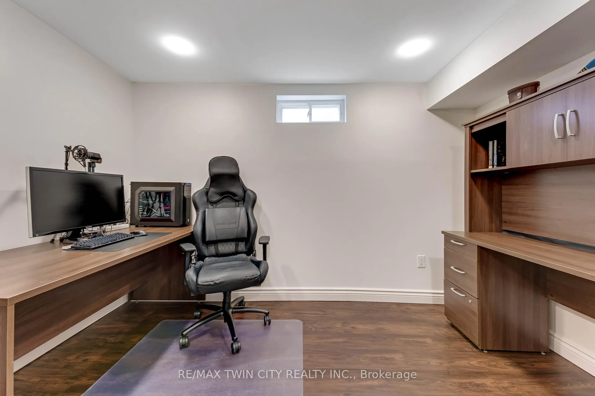 Photo 42 of 109 Ashberry Place, Waterloo — HOMEH