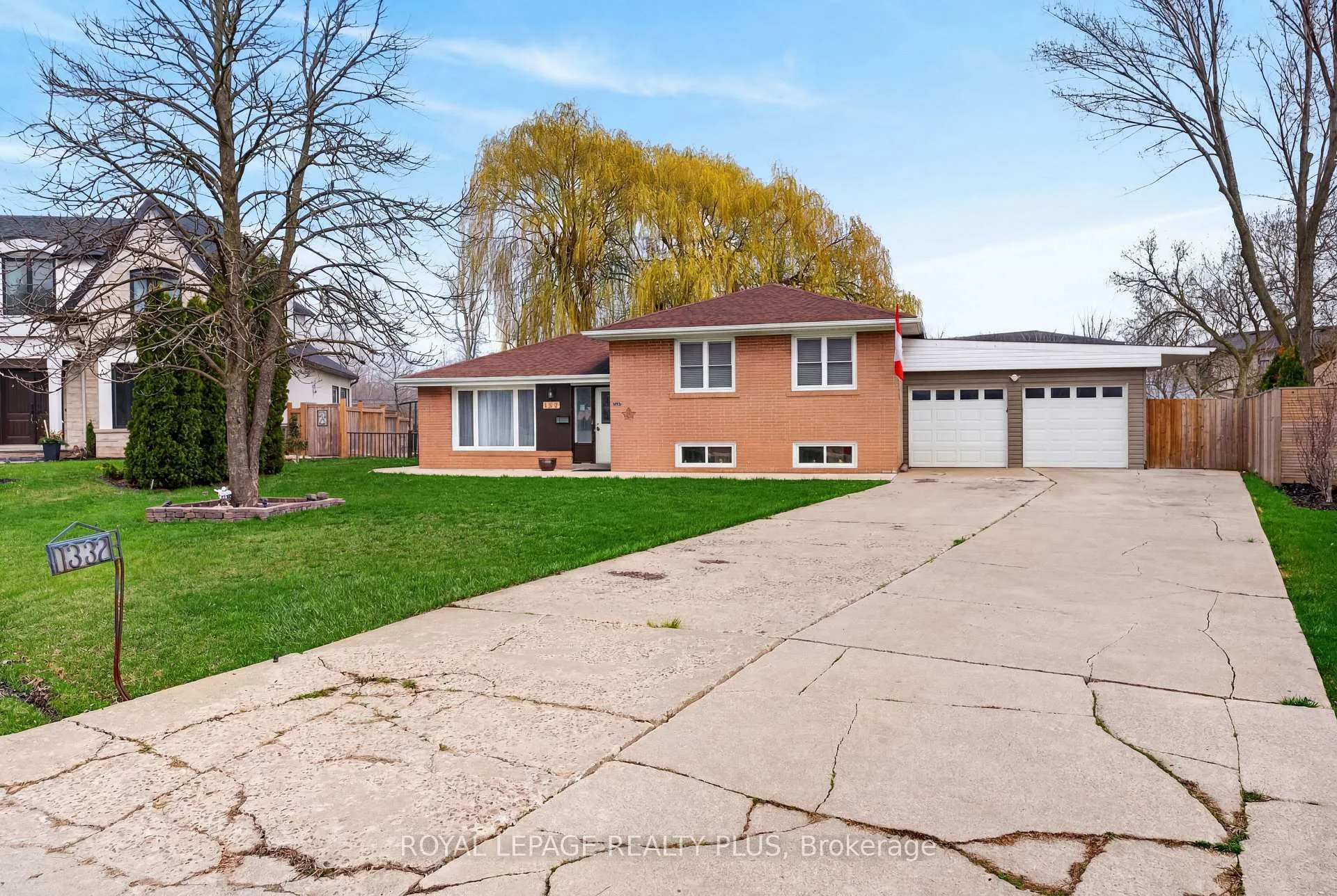 Front of 1332 Stanbury Road