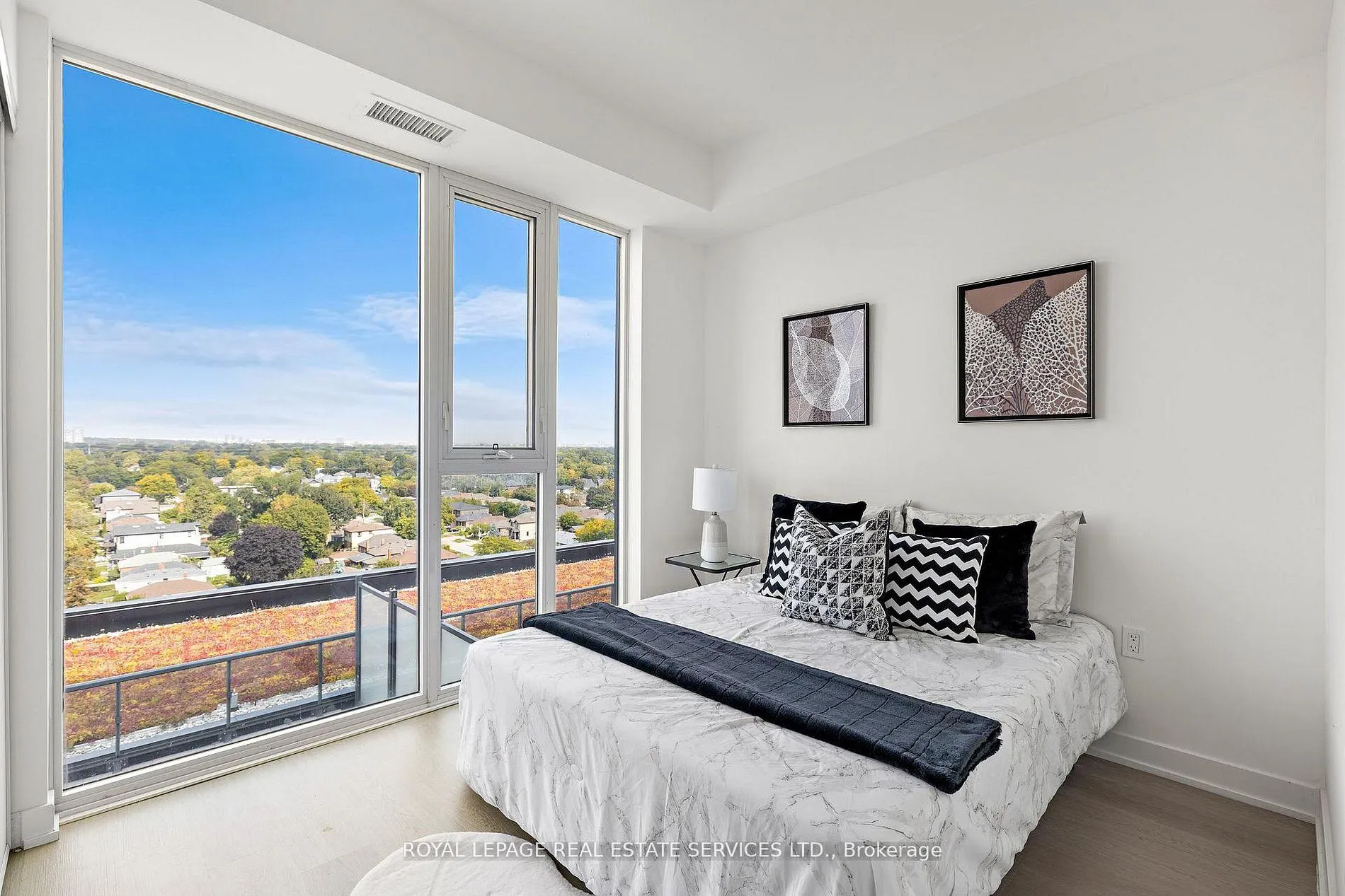 Photo 15 of Unit 907, 859 The Queensway, Etobicoke, Stonegate-Queensway — HOMEH
