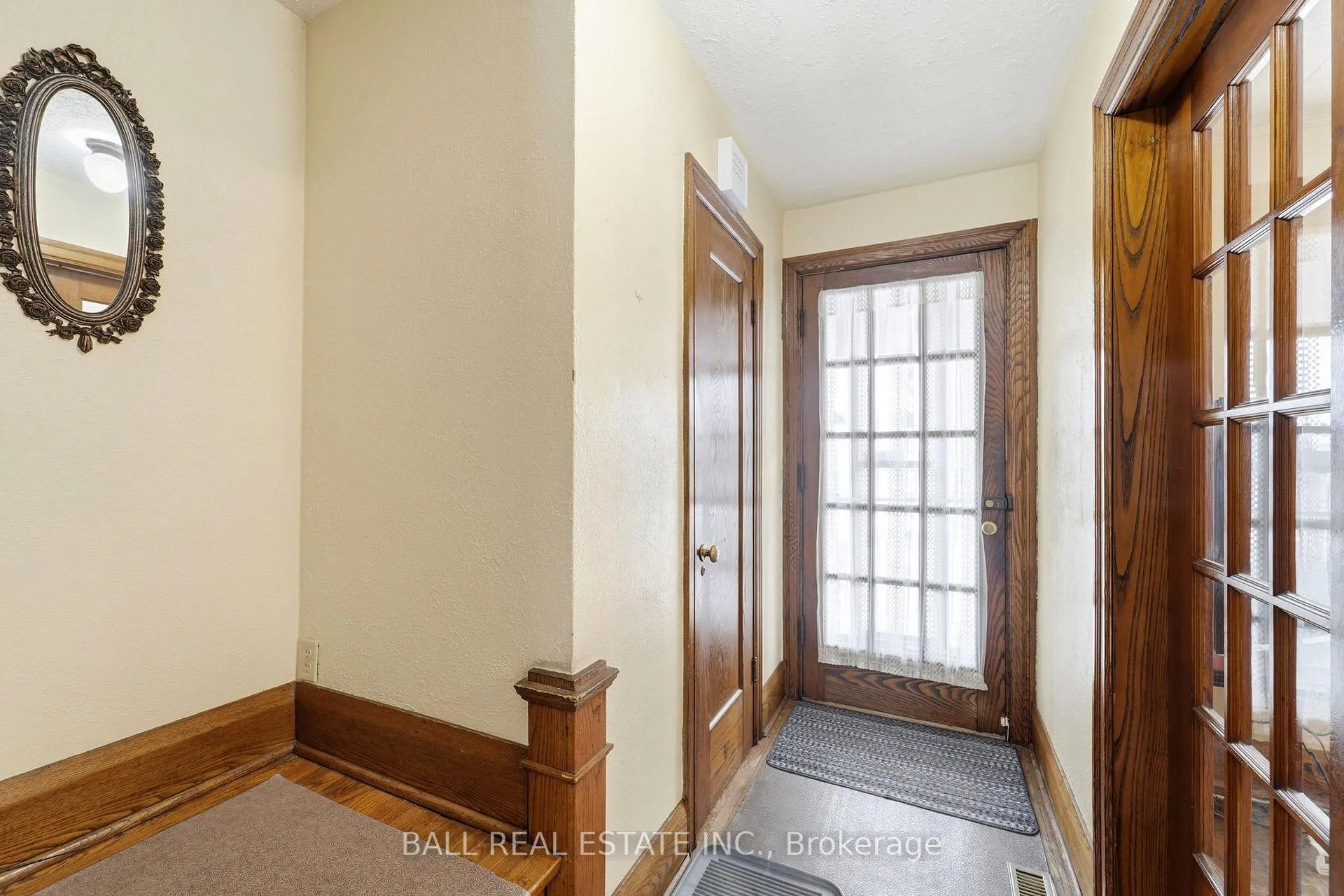 Photo 8 of 30 Thomas Street, Oshawa, Lakeview — HOMEH