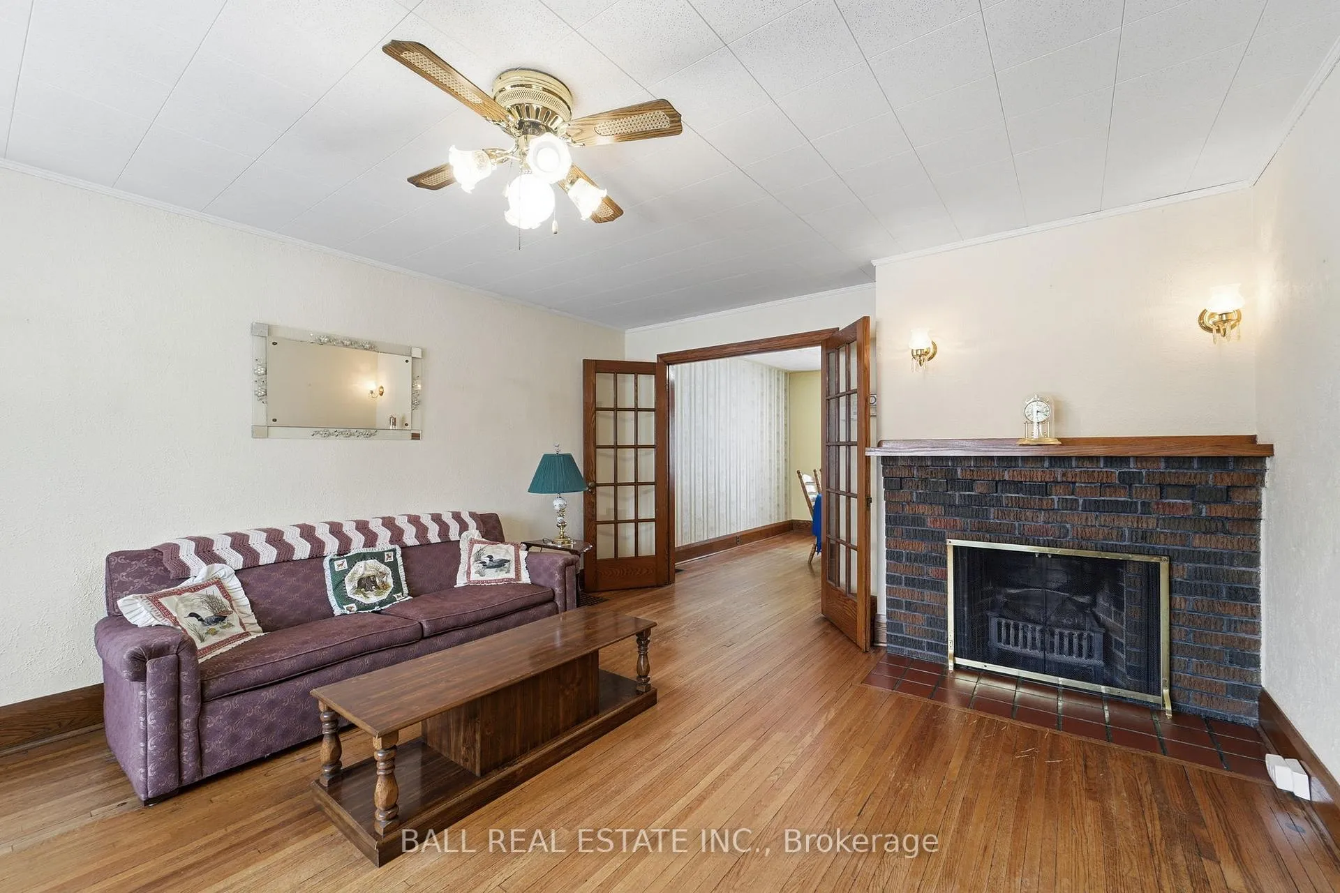 Photo 10 of 30 Thomas Street, Oshawa, Lakeview — HOMEH