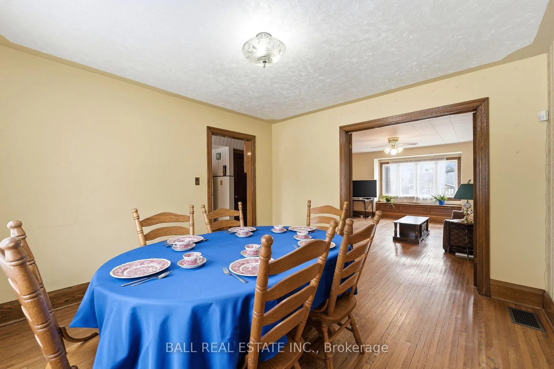Photo 14 of 30 Thomas Street, Oshawa, Lakeview — HOMEH