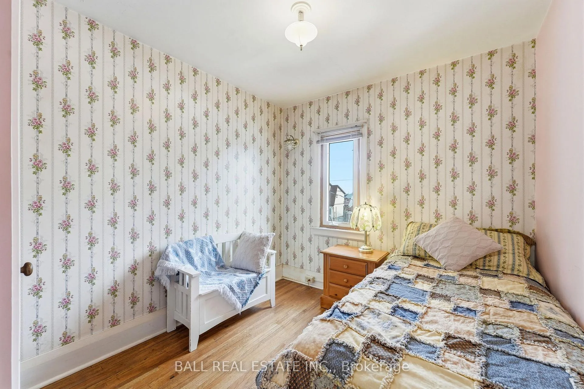 Photo 19 of 30 Thomas Street, Oshawa, Lakeview — HOMEH