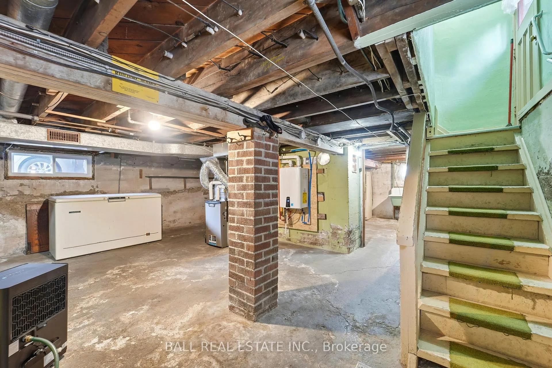 Photo 29 of 30 Thomas Street, Oshawa, Lakeview — HOMEH