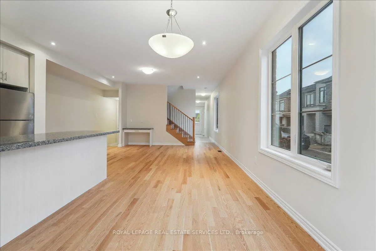 Photo 14 of 2090 Ellerston Common, Burlington, Tyandaga — HOMEH