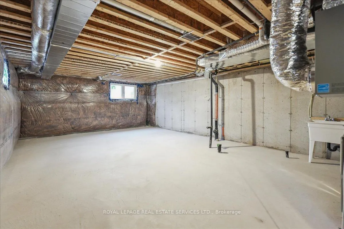 Photo 28 of 2090 Ellerston Common, Burlington, Tyandaga — HOMEH