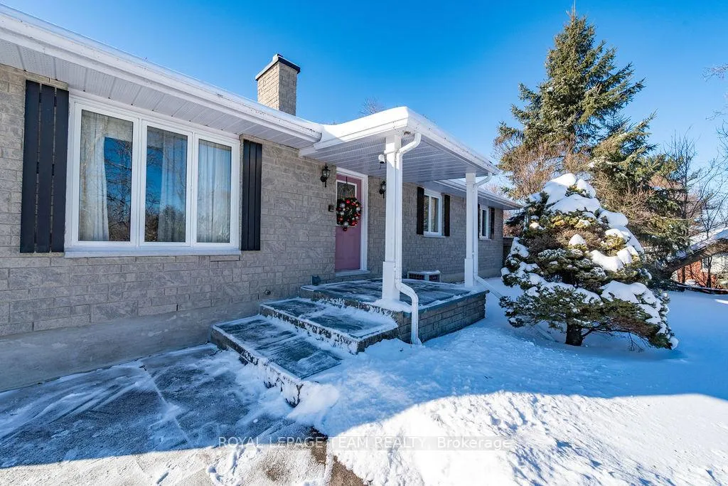 Photo 3 of 591 Bellamy Road, McNab/Braeside, Mcnab/Braeside Twps — HOMEH