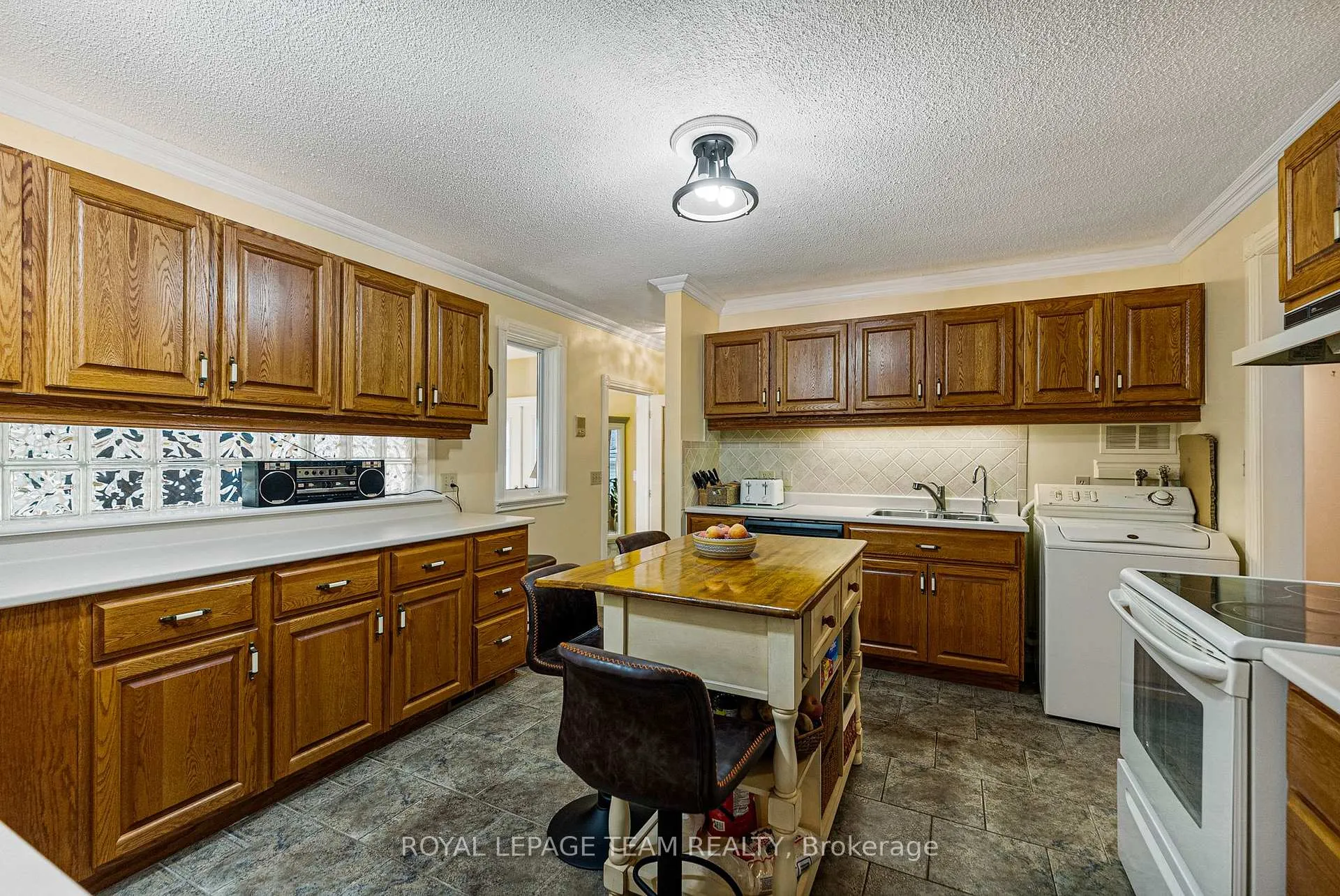Photo 14 of 591 Bellamy Road, McNab/Braeside, Mcnab/Braeside Twps — HOMEH