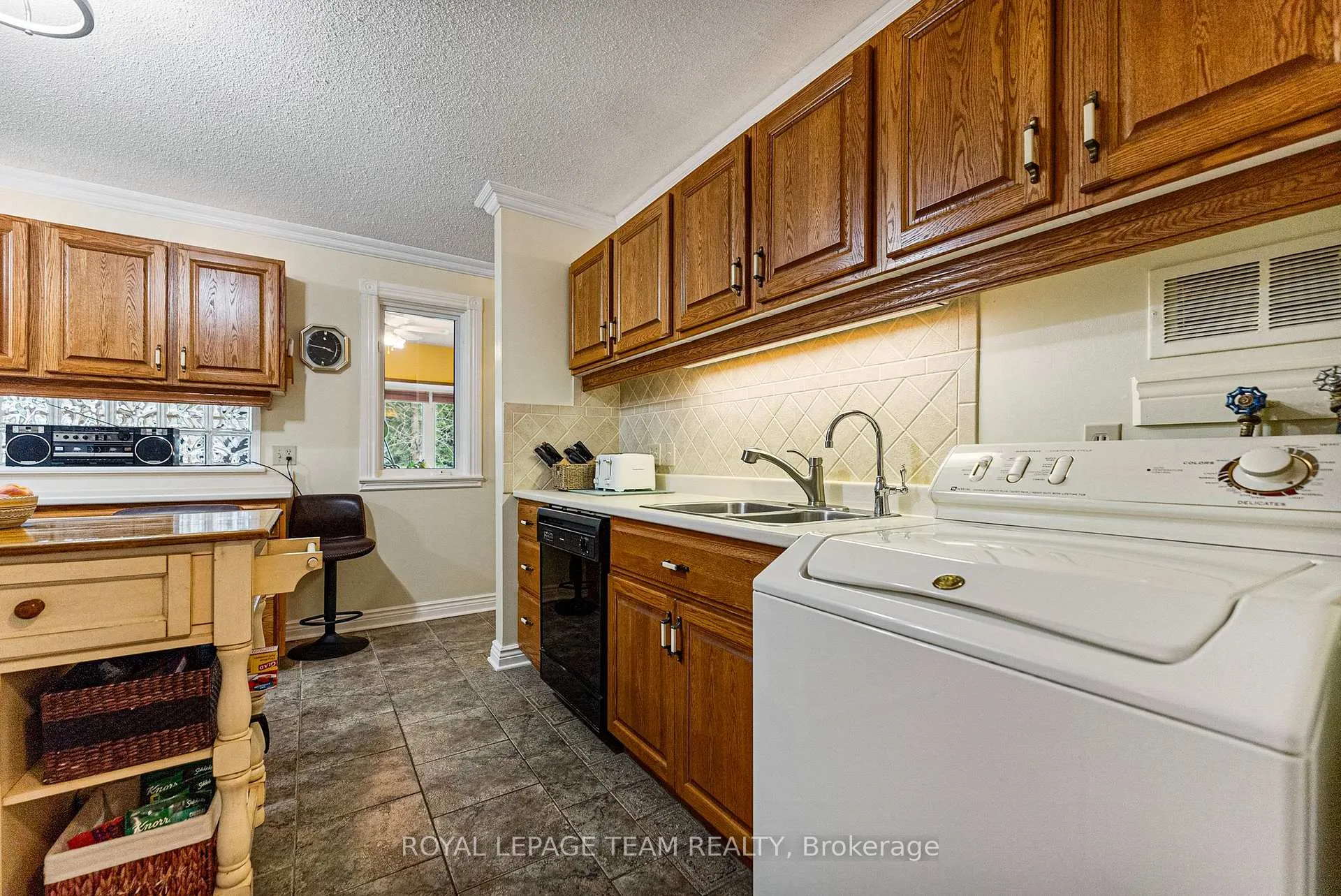 Photo 17 of 591 Bellamy Road, McNab/Braeside, Mcnab/Braeside Twps — HOMEH
