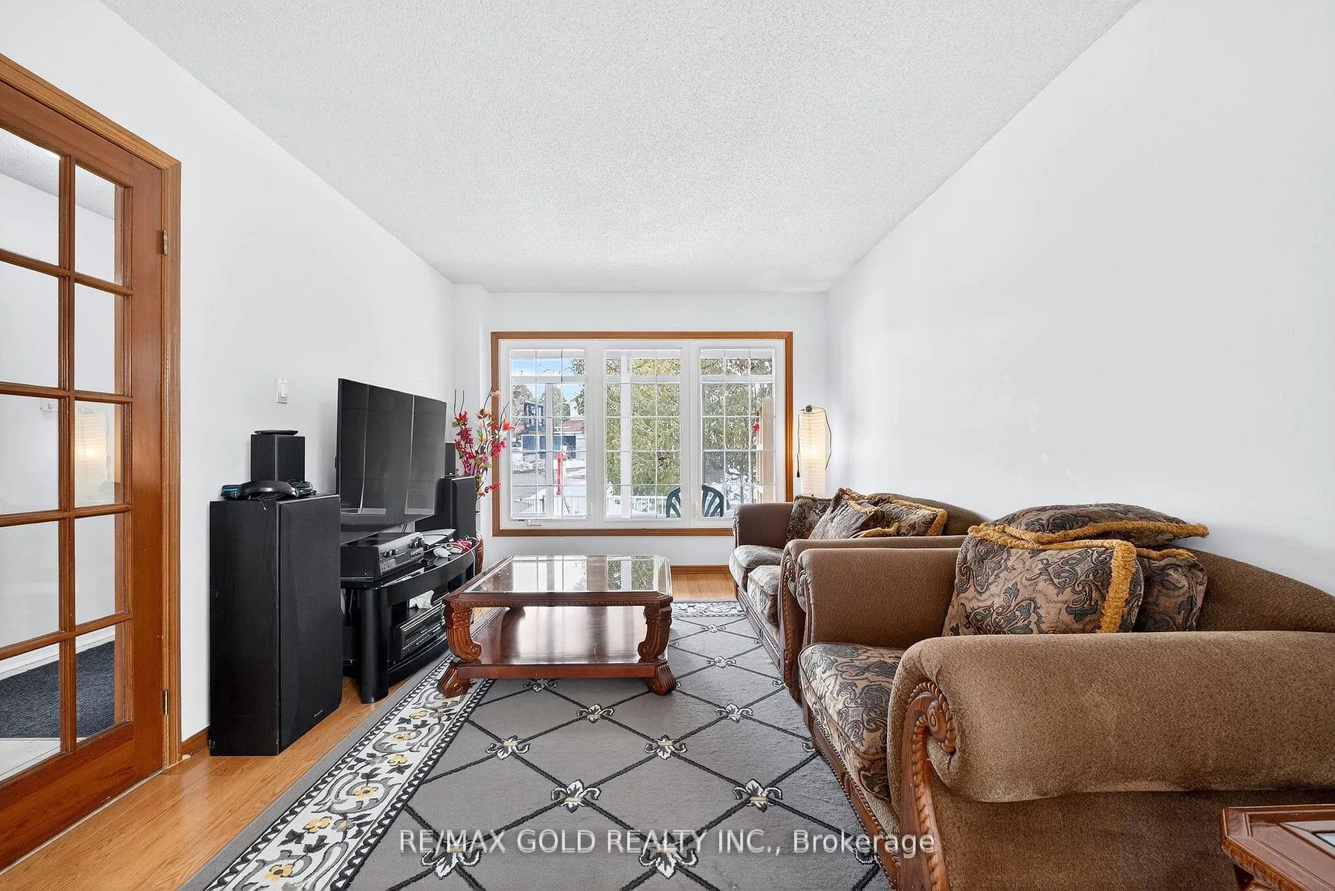 Photo 13 of 16 Rodwell Court, Brampton, Fletcher's Creek South — HOMEH