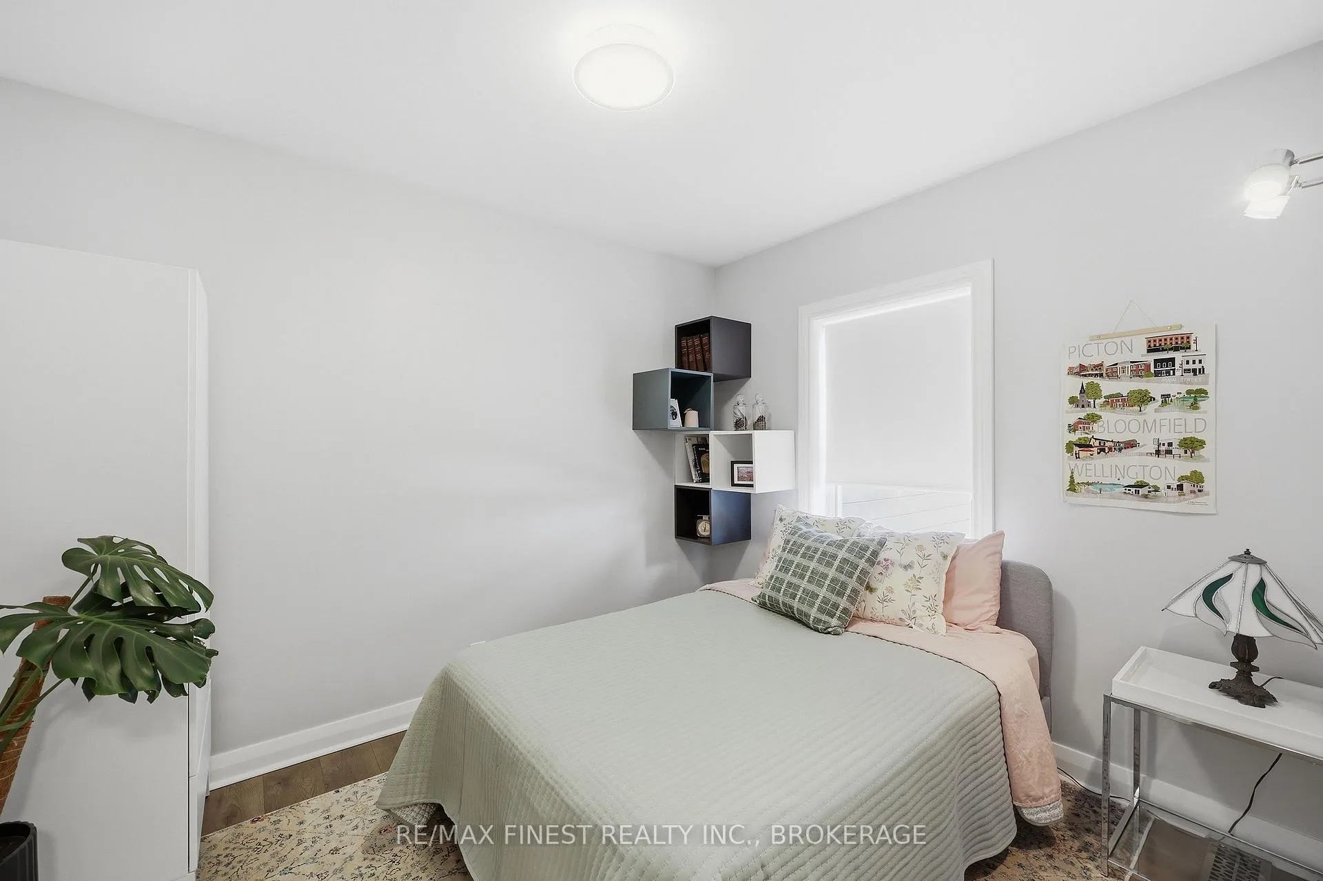 Photo 25 of 137 Stephen Street, Kingston, East of Sir John A. Blvd — HOMEH