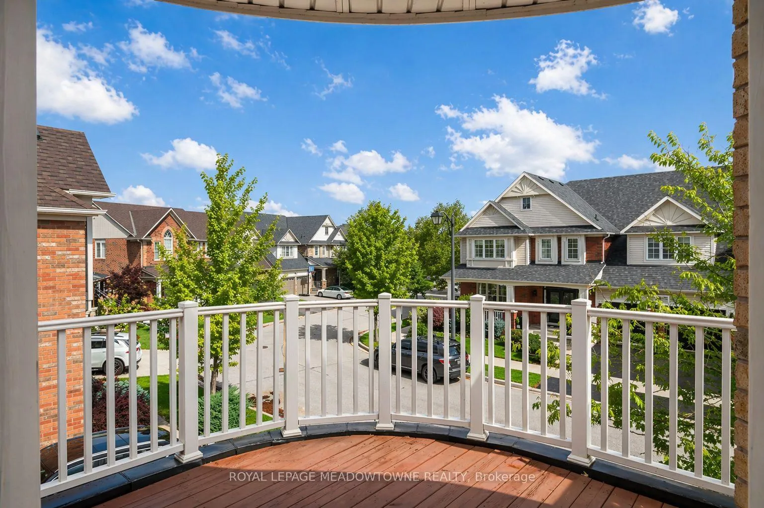 Photo 2 of 720 Lingen Crescent, Milton, Coates — HOMEH