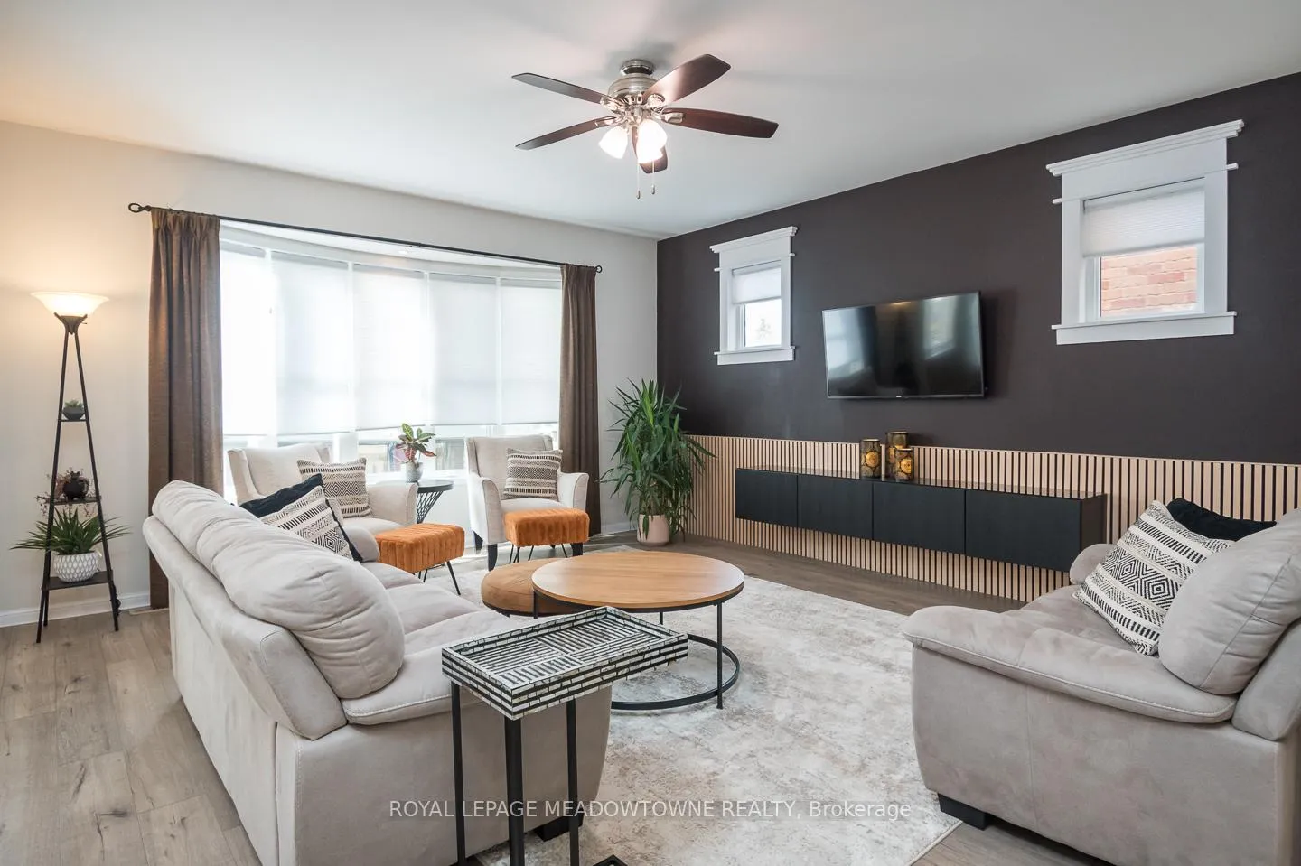 Photo 11 of 720 Lingen Crescent, Milton, Coates — HOMEH