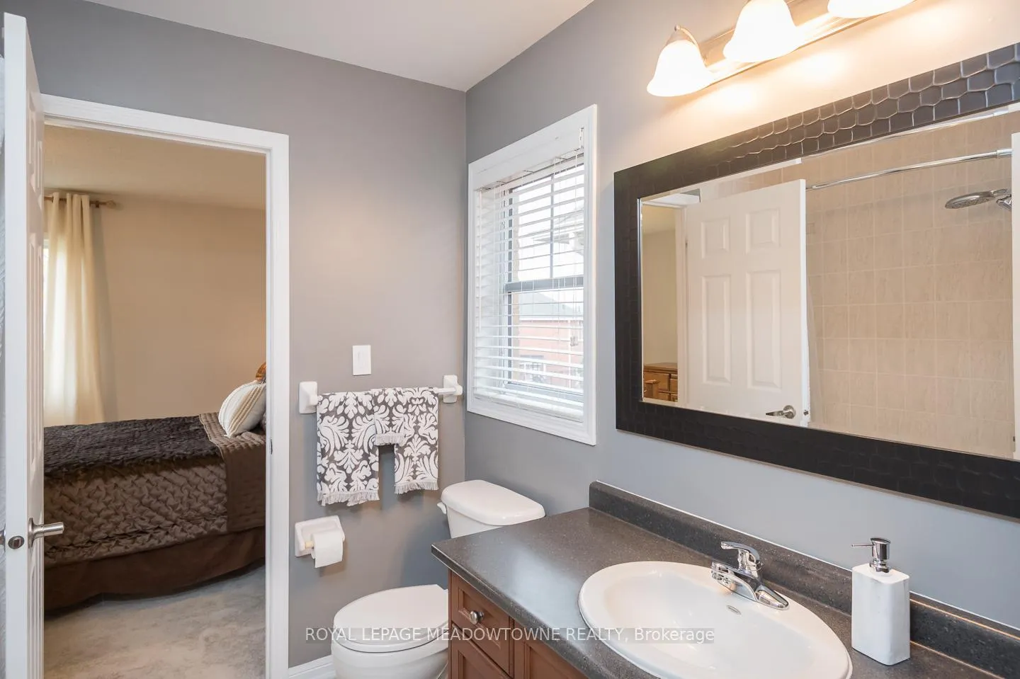 Photo 27 of 720 Lingen Crescent, Milton, Coates — HOMEH