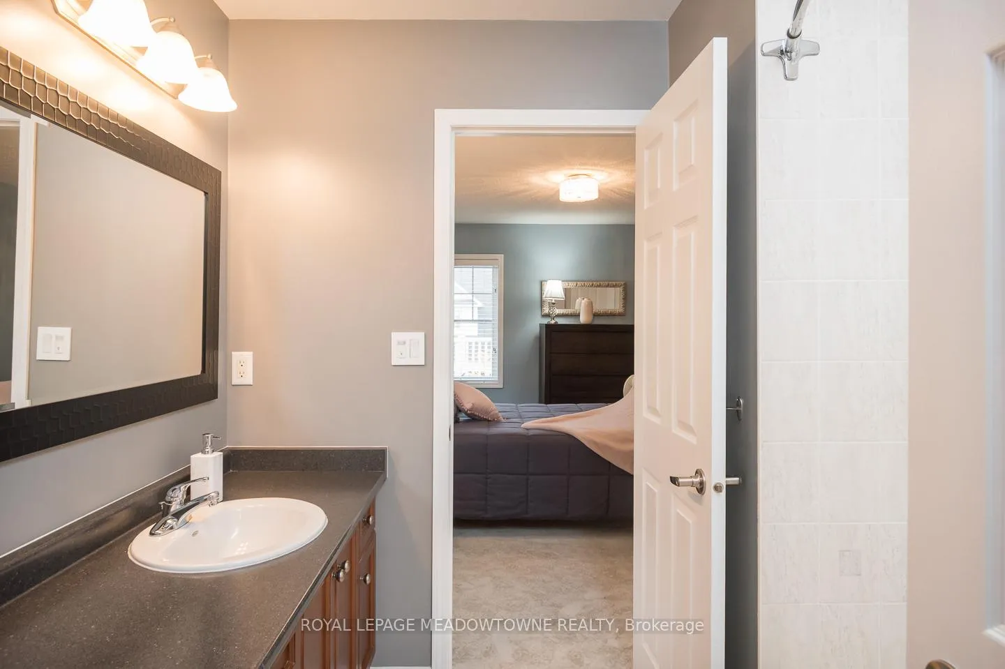 Photo 28 of 720 Lingen Crescent, Milton, Coates — HOMEH