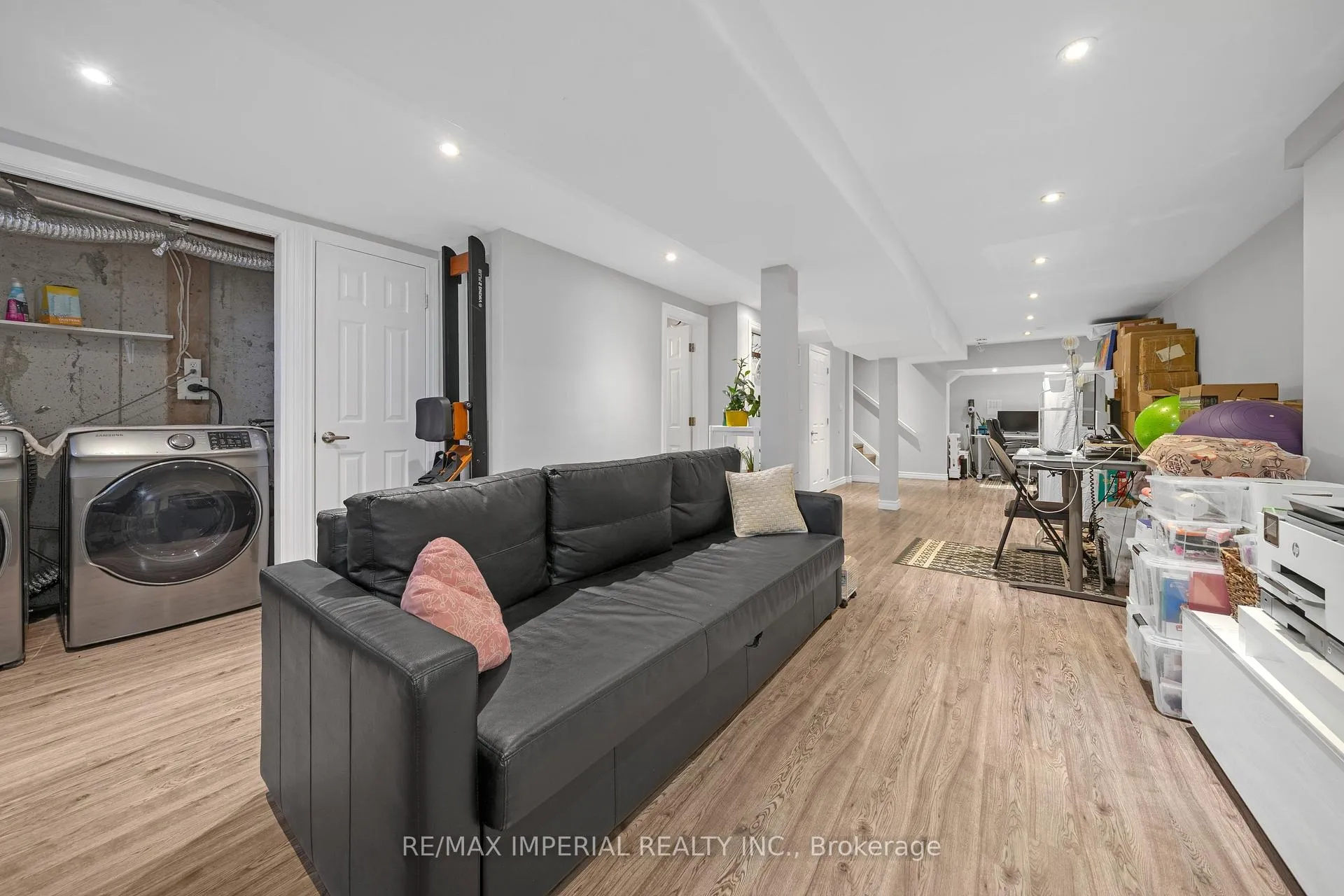 Photo 38 of 393 Bur Oak Avenue, Markham, Berczy — HOMEH