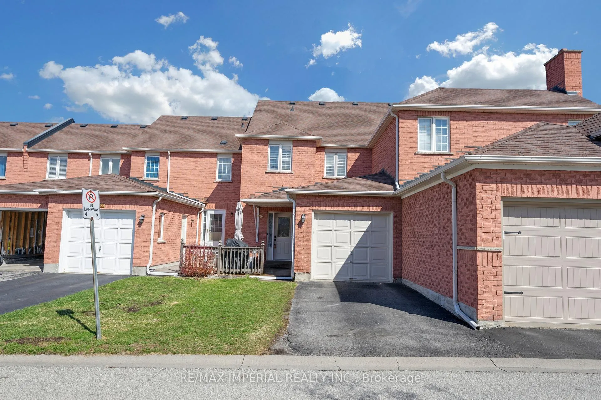 Photo 42 of 393 Bur Oak Avenue, Markham, Berczy — HOMEH