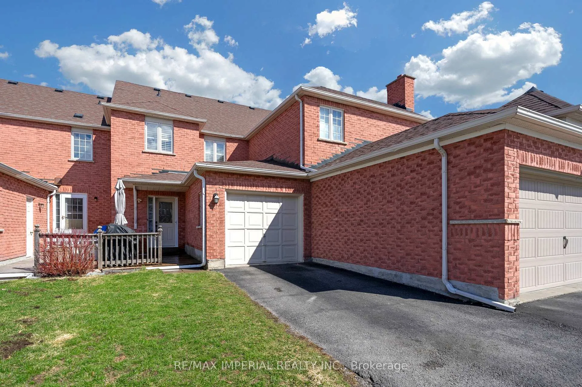 Photo 43 of 393 Bur Oak Avenue, Markham, Berczy — HOMEH