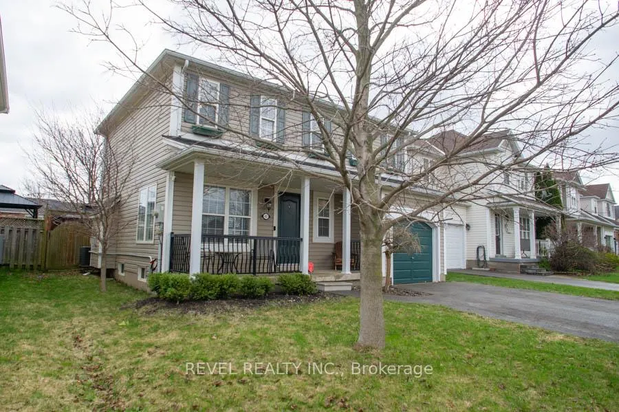 Photo 3 of 47 Stowe Terrace, Brantford, Shellard Lane — HOMEH