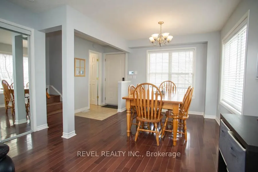 Photo 6 of 47 Stowe Terrace, Brantford, Shellard Lane — HOMEH