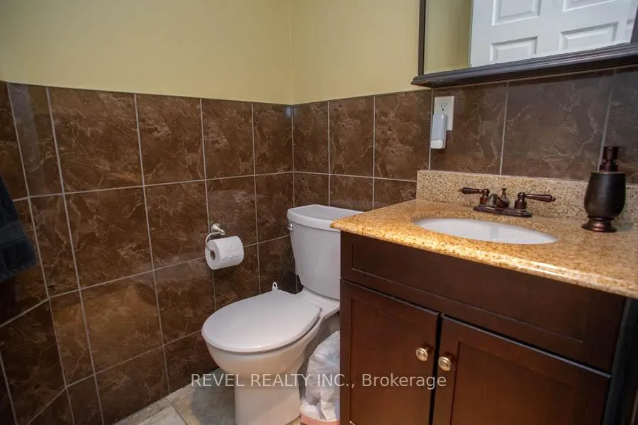 Photo 27 of 47 Stowe Terrace, Brantford, Shellard Lane — HOMEH