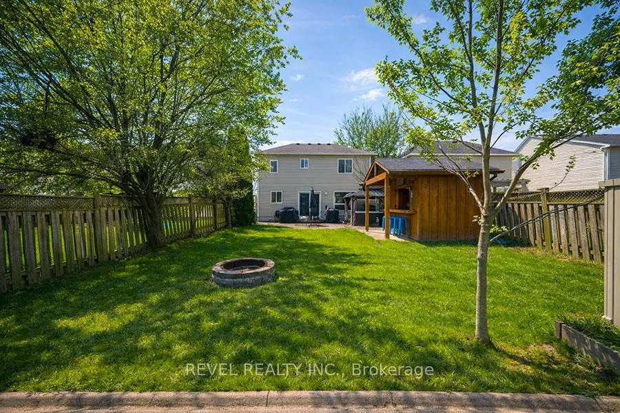 Photo 36 of 47 Stowe Terrace, Brantford, Shellard Lane — HOMEH