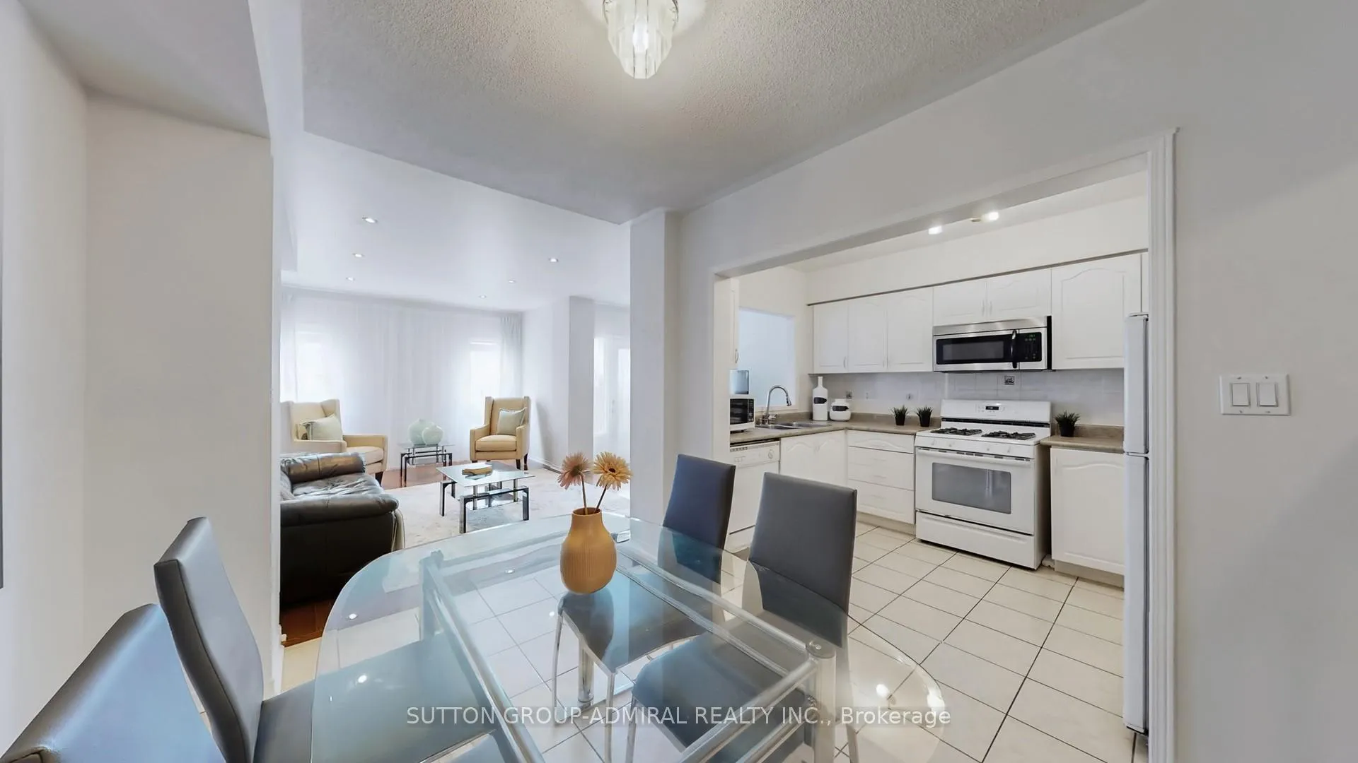 Photo 7 of 78 Camino Drive, Vaughan, Vellore Village — HOMEH