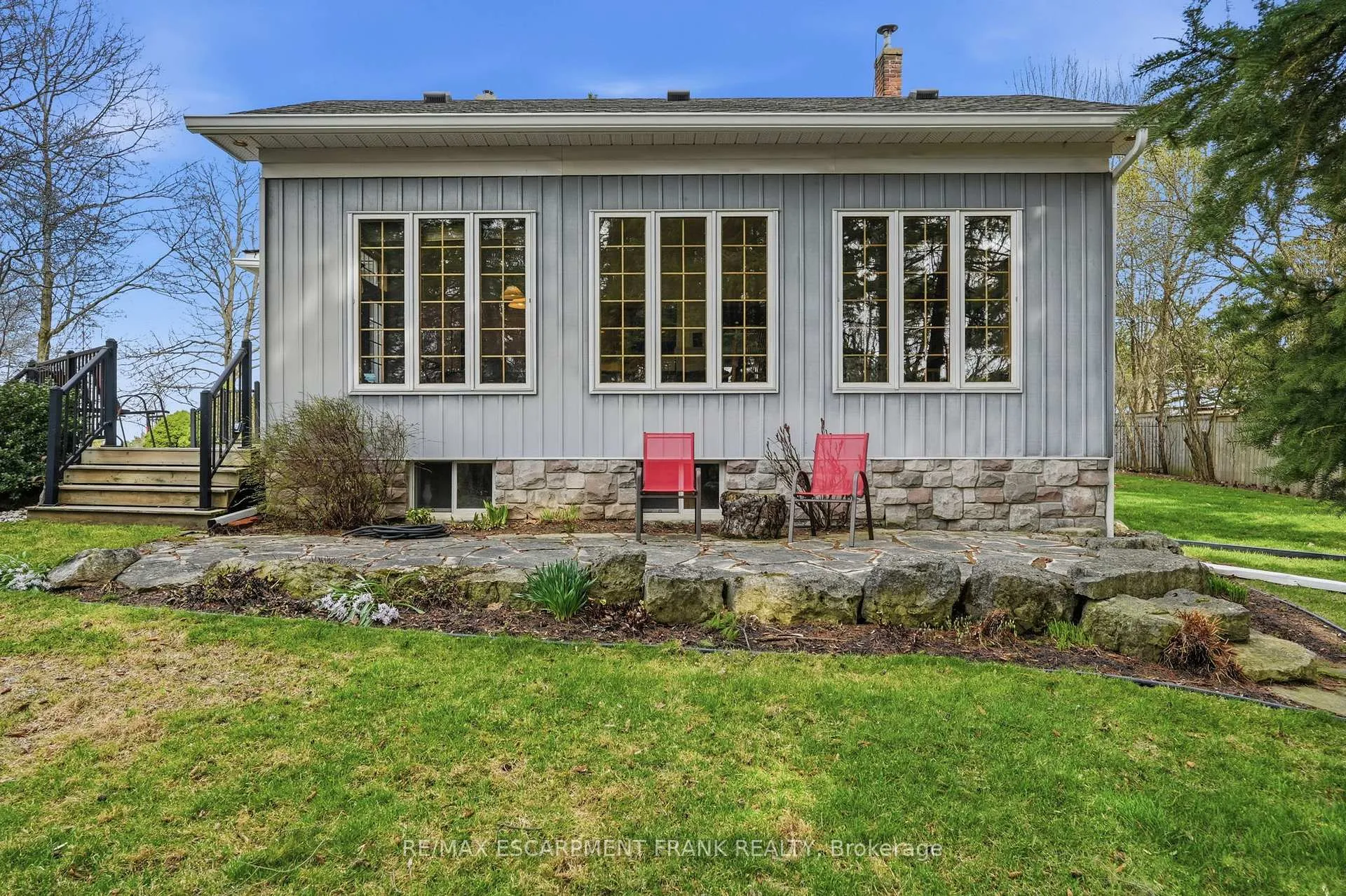 Photo 37 of 1266 Scenic Drive, Hamilton, Iroquoia Heights — HOMEH