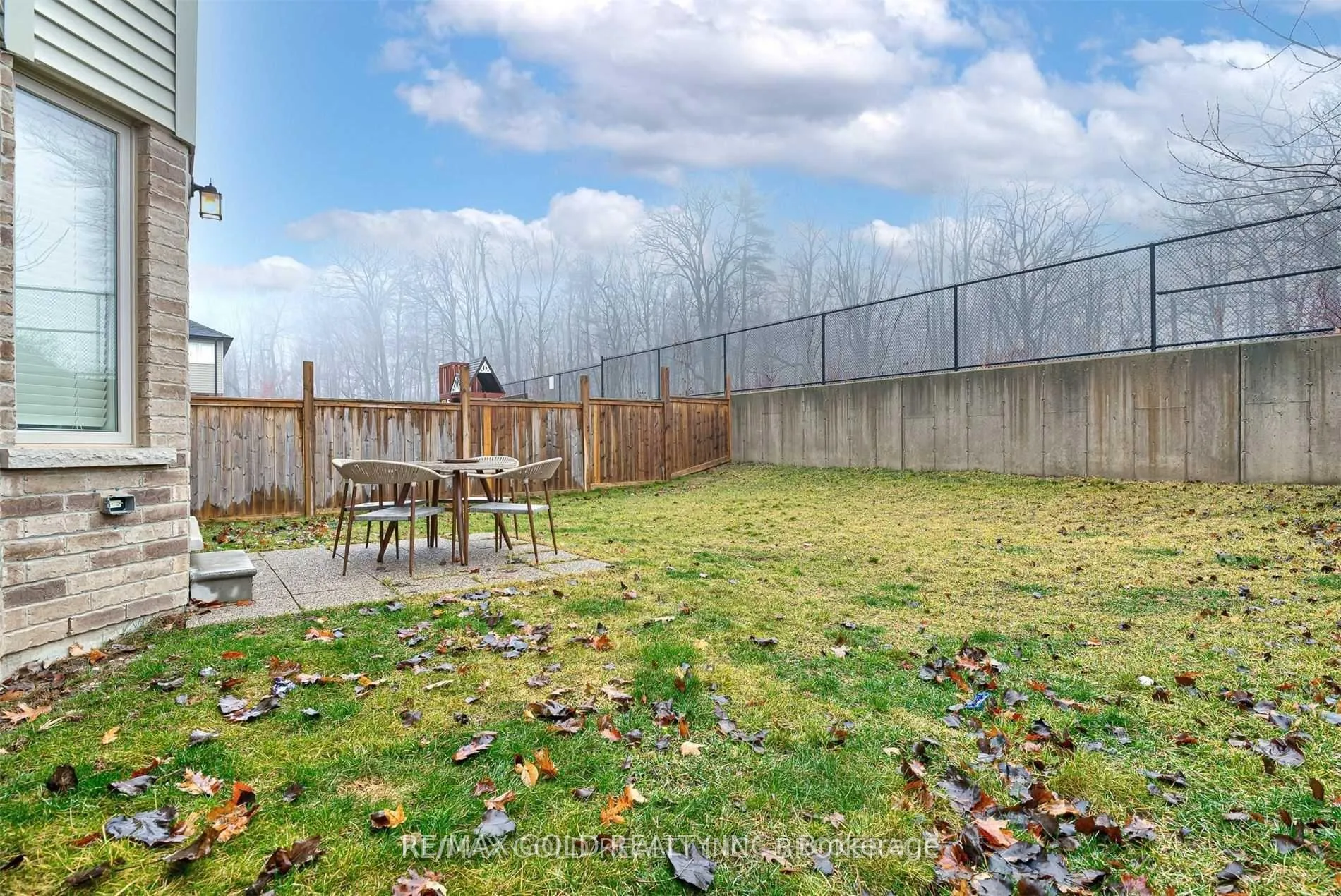 Photo 40 of 167 Elmbank Trail, Kitchener, Doon South — HOMEH