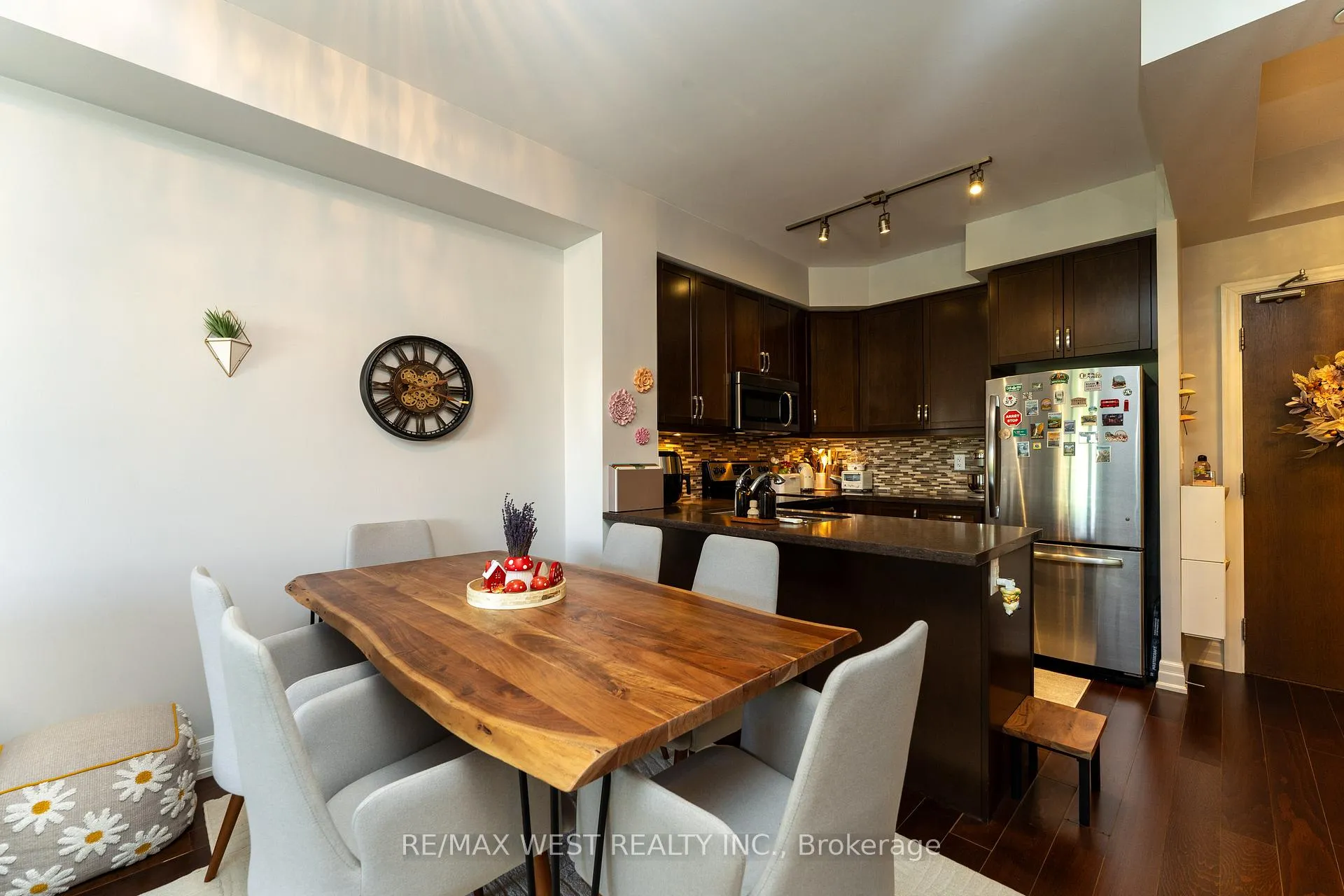 Photo 6 of Unit 230, 111 Civic Square Gate, Aurora, Bayview Wellington — HOMEH