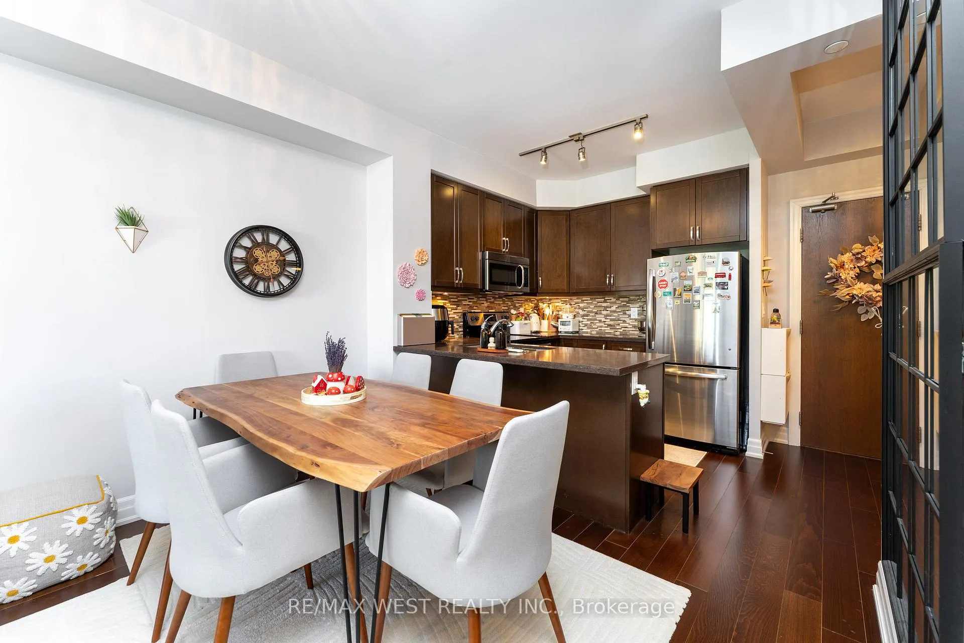 Photo 15 of Unit 230, 111 Civic Square Gate, Aurora, Bayview Wellington — HOMEH