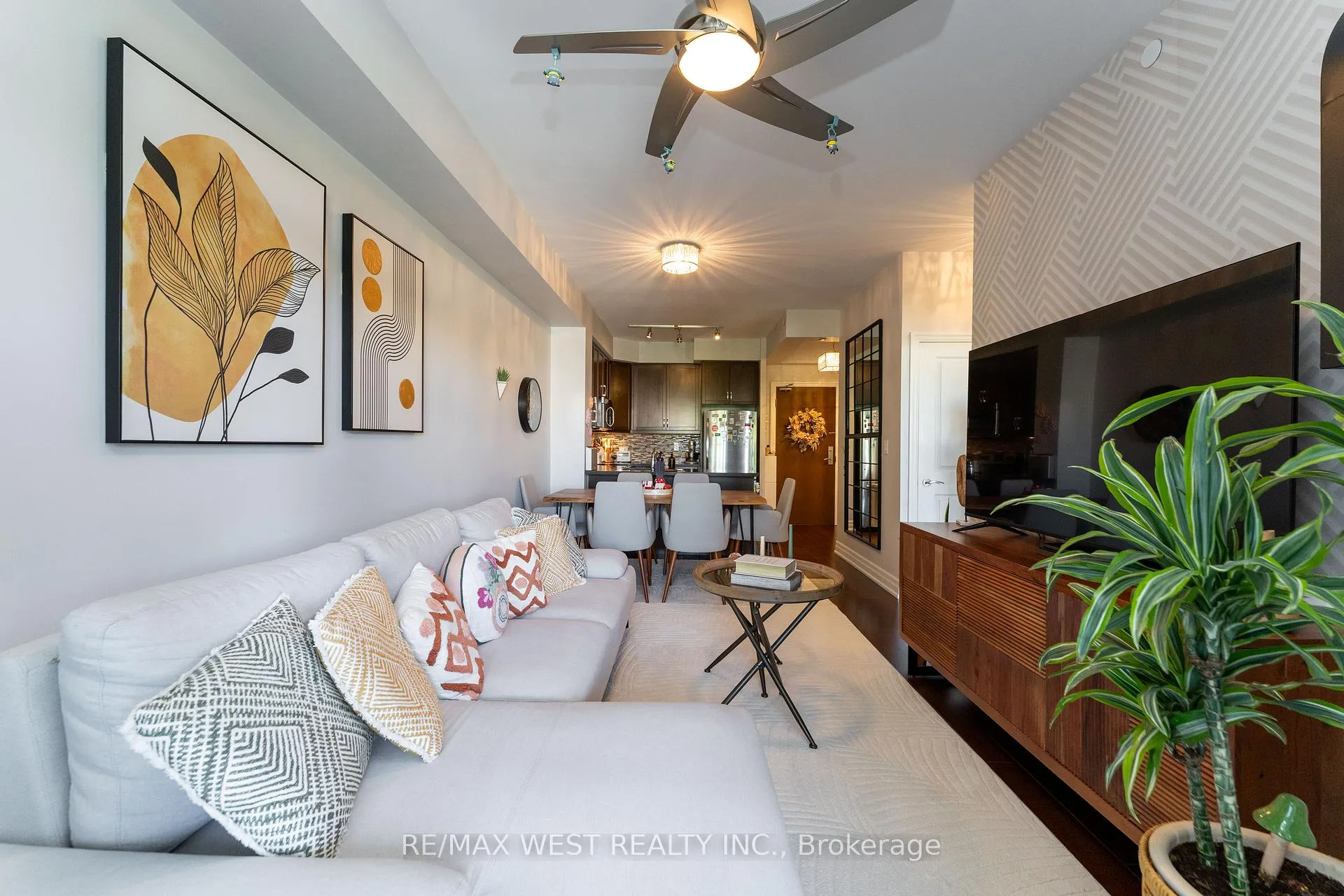 Photo 20 of Unit 230, 111 Civic Square Gate, Aurora, Bayview Wellington — HOMEH