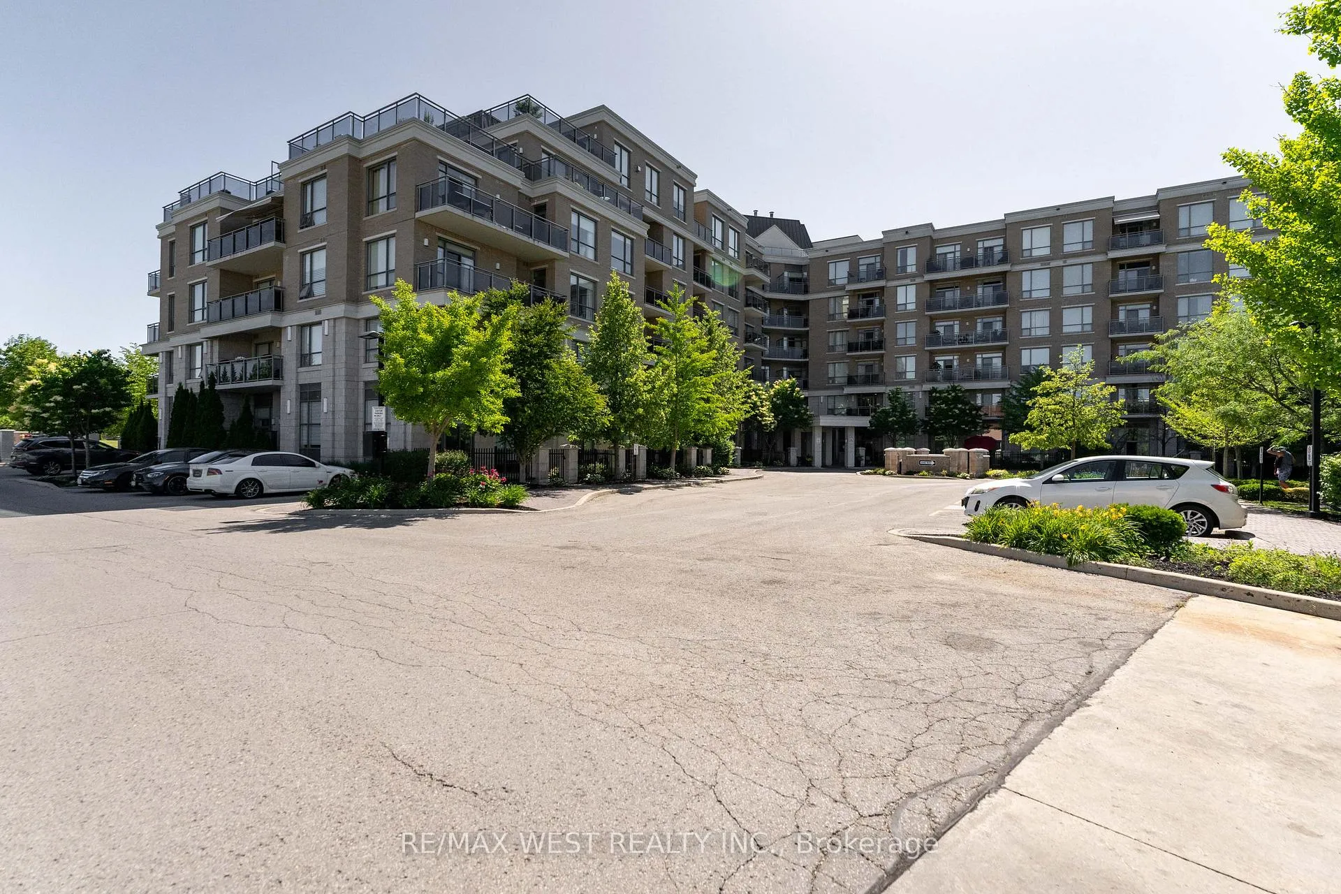 Photo 41 of Unit 230, 111 Civic Square Gate, Aurora, Bayview Wellington — HOMEH