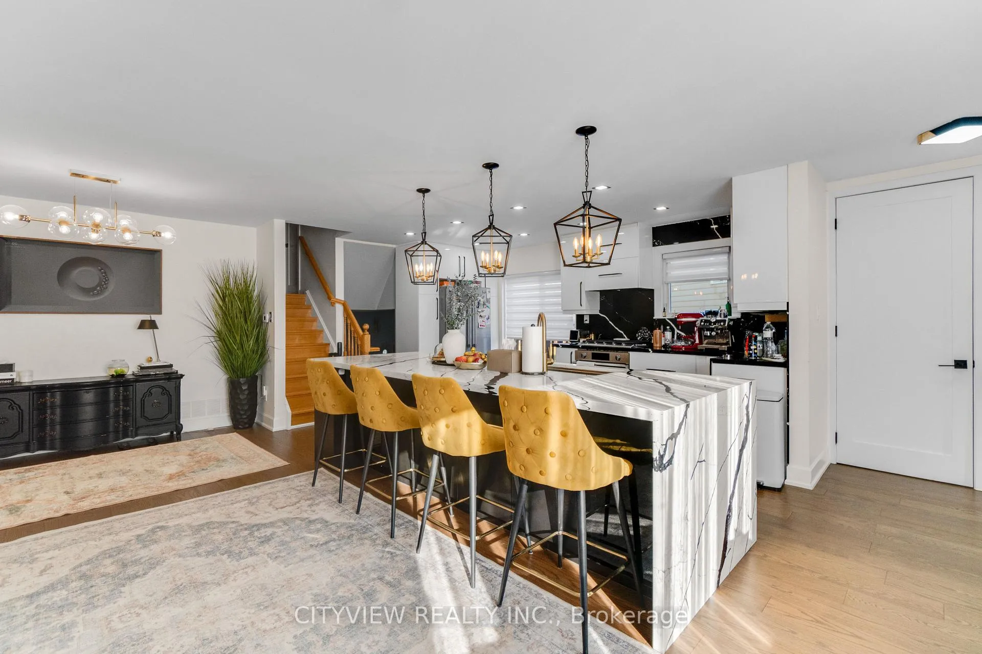 Photo 13 of 64 Foxacre Row, Brampton, Madoc — HOMEH