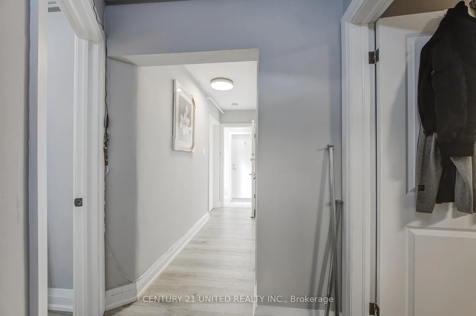 Photo 3 of Unit Unit 2, 99 Haig Street, St. Catharines, E. Chester — HOMEH