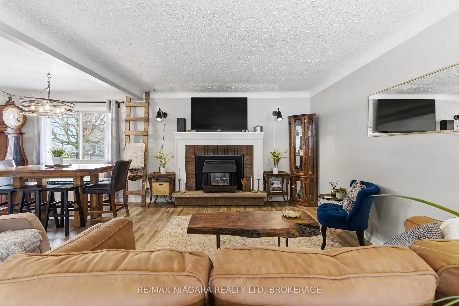 Photo 8 of 1350 Haist Street, Pelham, Fonthill — HOMEH